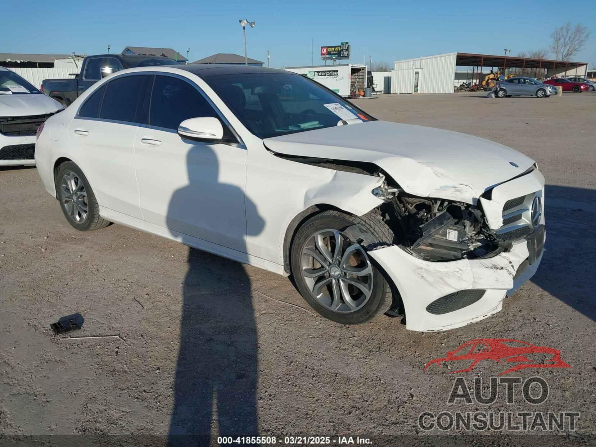 MERCEDES-BENZ C 300 2015 - 55SWF4KB7FU020043