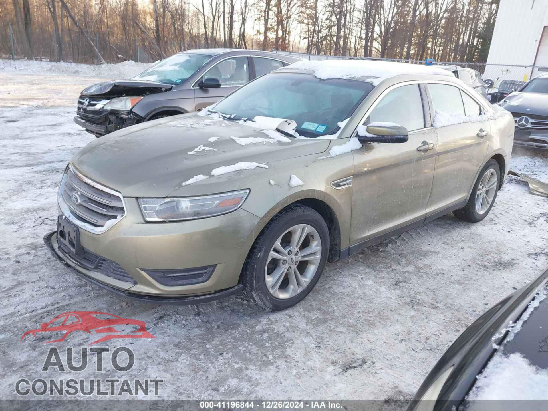 FORD TAURUS 2013 - 1FAHP2E82DG133158