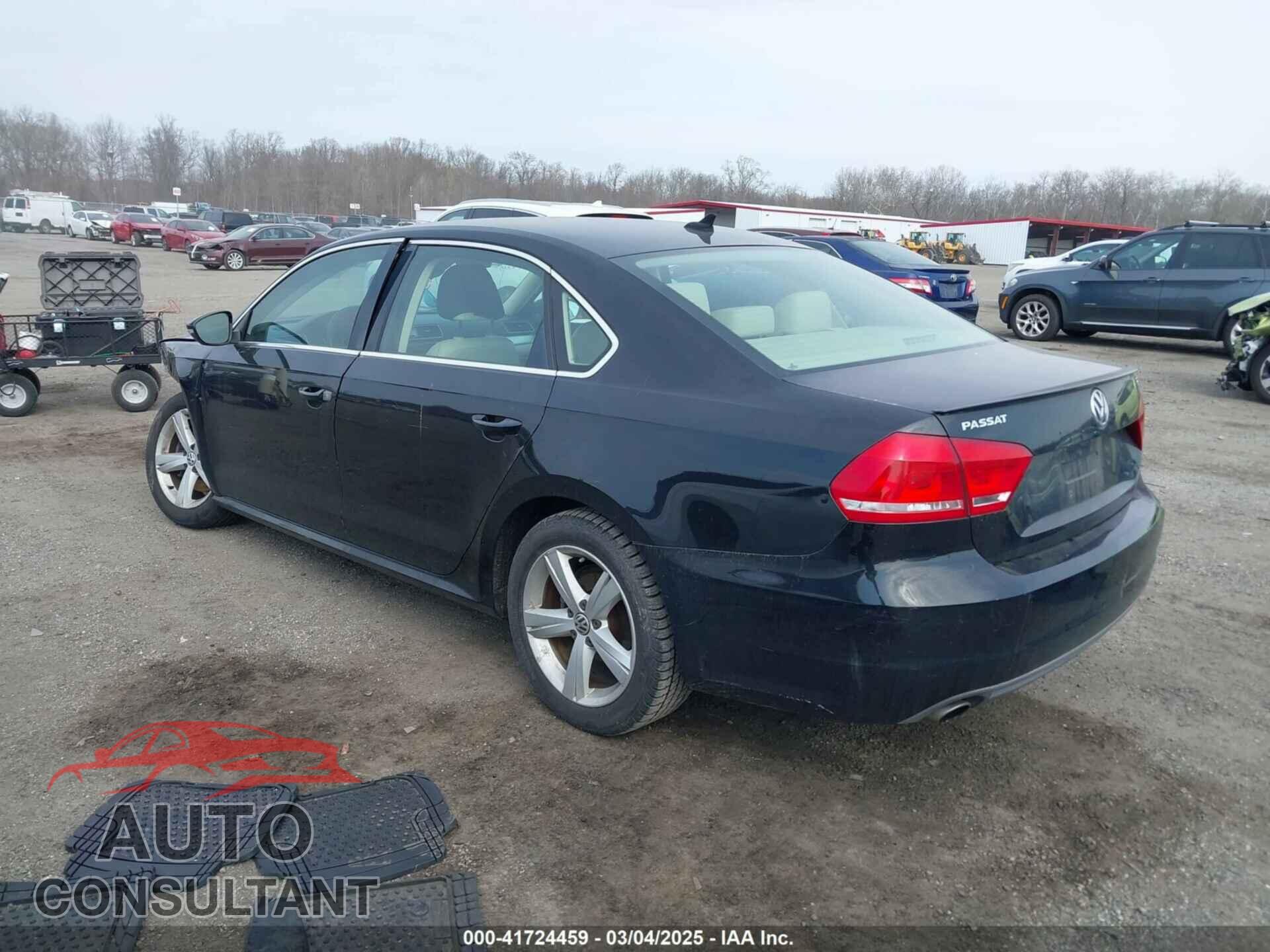 VOLKSWAGEN PASSAT 2012 - 1VWBP7A37CC021336
