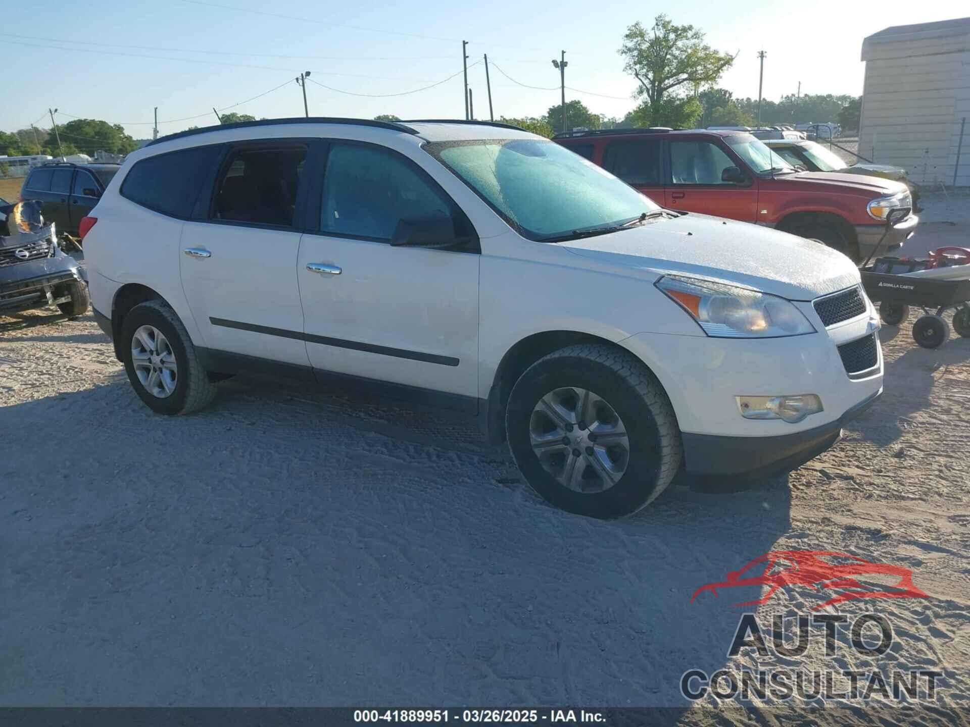 CHEVROLET TRAVERSE 2012 - 1GNKREED5CJ260035