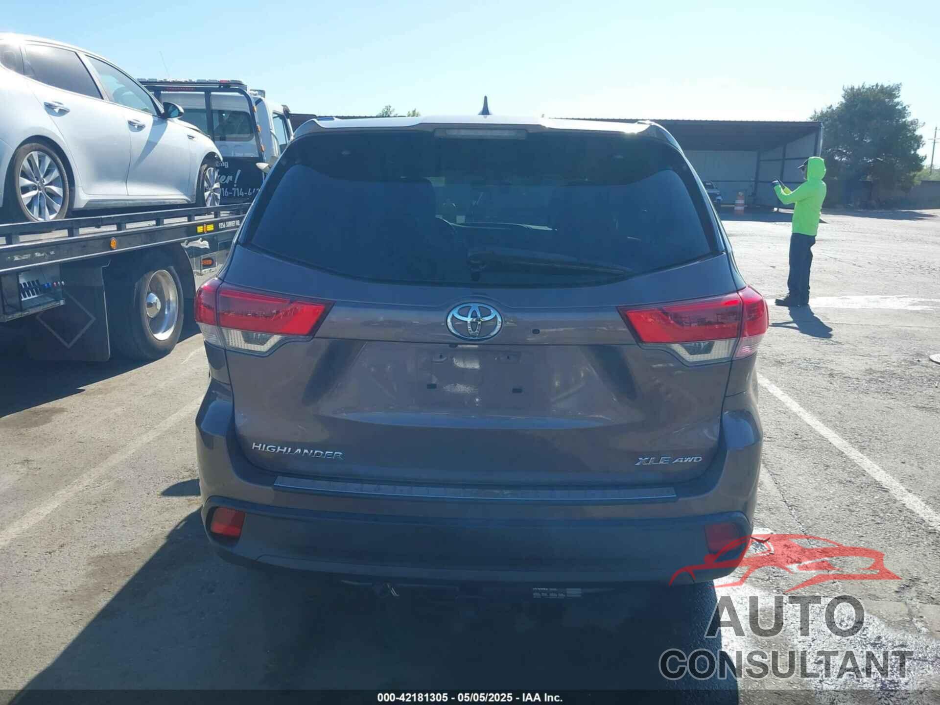 TOYOTA HIGHLANDER 2017 - 5TDJZRFH4HS419151