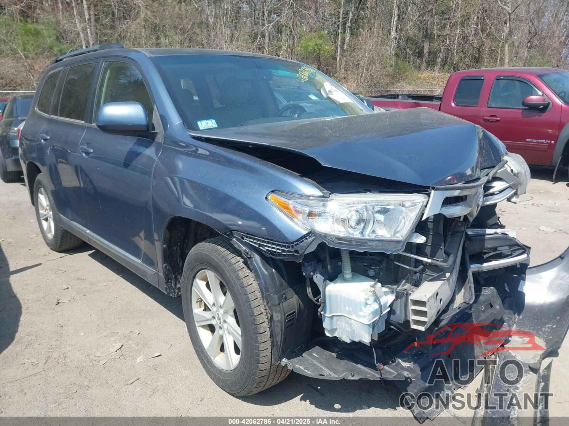 TOYOTA HIGHLANDER 2012 - 5TDBK3EH0CS130168