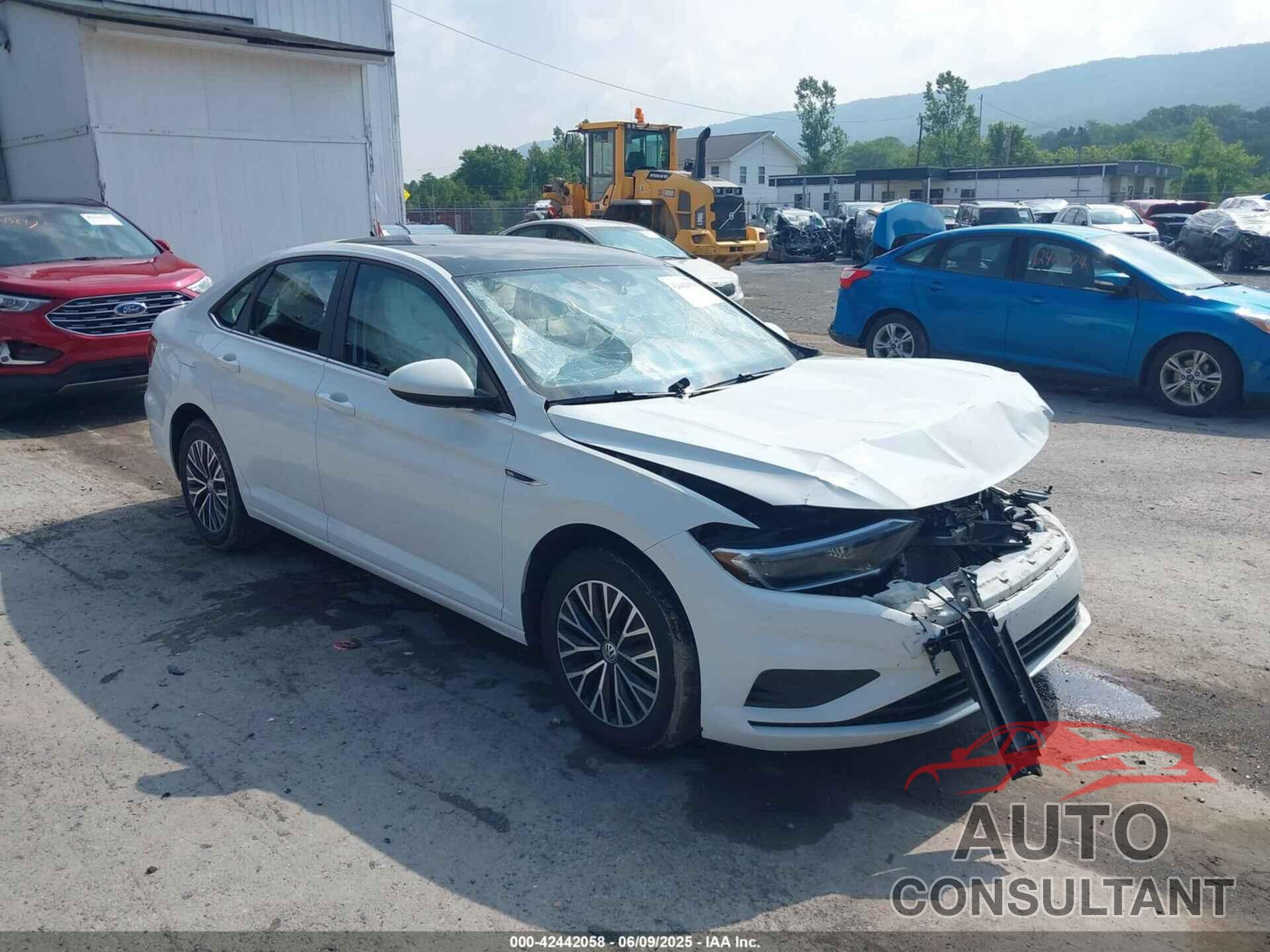 VOLKSWAGEN JETTA 2019 - 3VWE57BU3KM095277