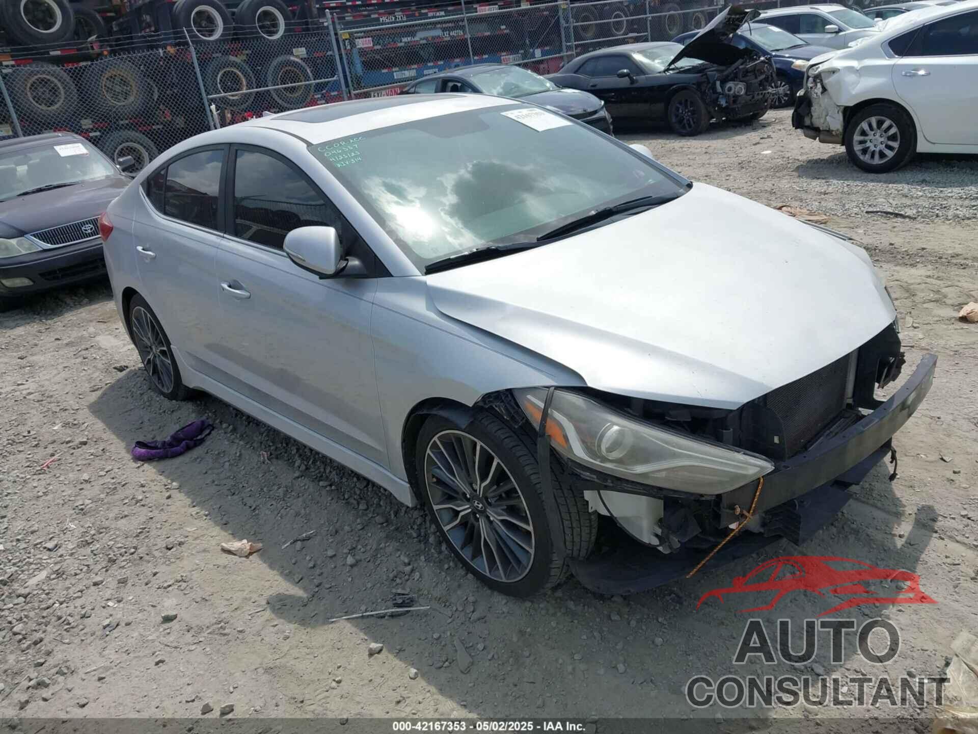 HYUNDAI ELANTRA 2018 - KMHD04LB9JU573782