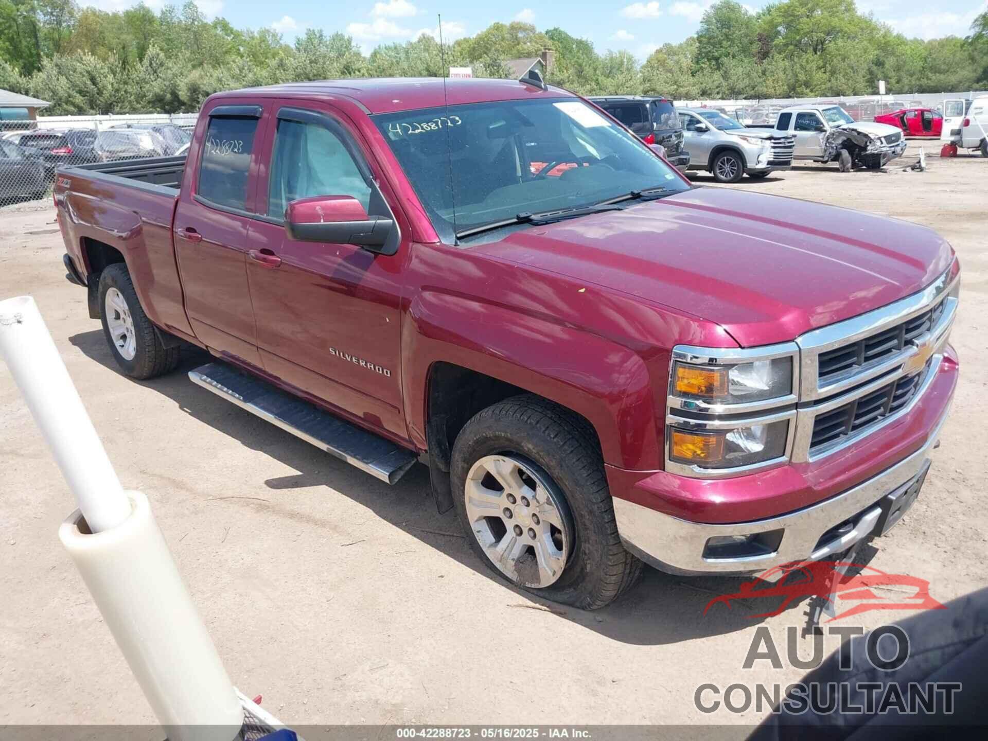 CHEVROLET SILVERADO 1500 2015 - 1GCVKREC0FZ161993