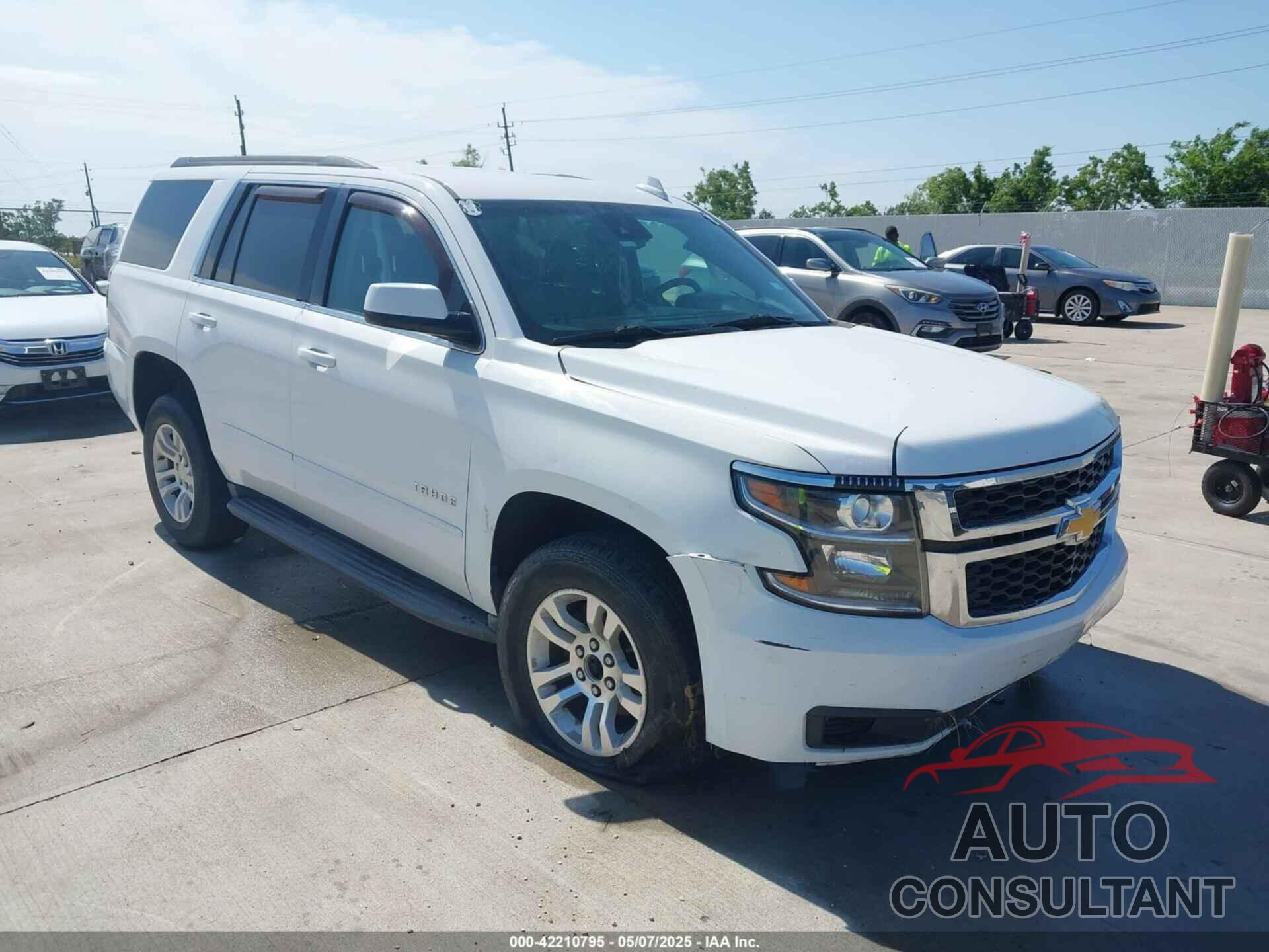 CHEVROLET TAHOE 2015 - 1GNSCAKC7FR505378
