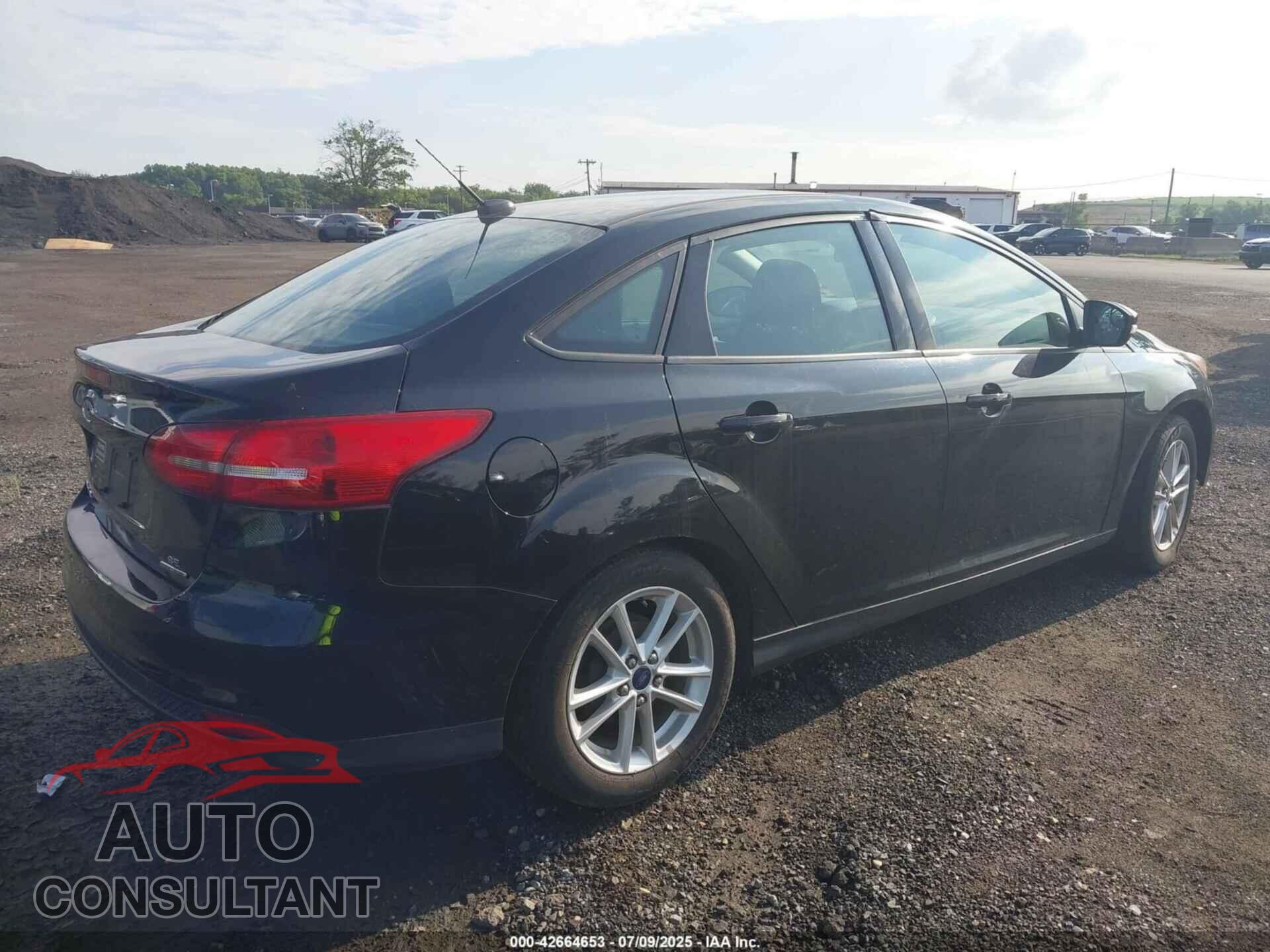 FORD FOCUS 2016 - 1FADP3F26GL204663