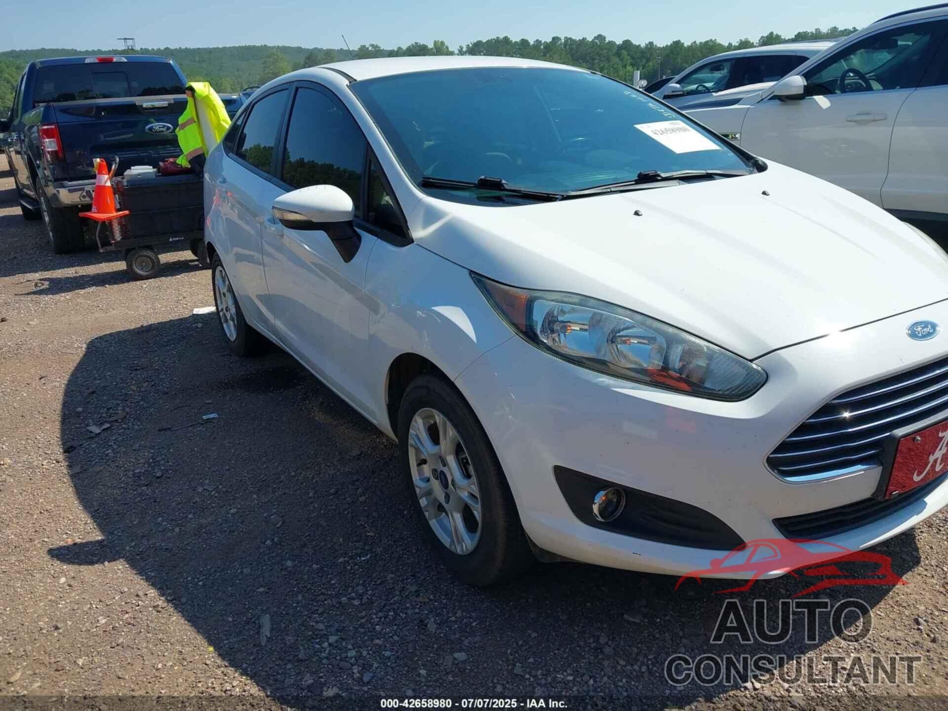 FORD FIESTA 2014 - 3FADP4BJ4EM207009