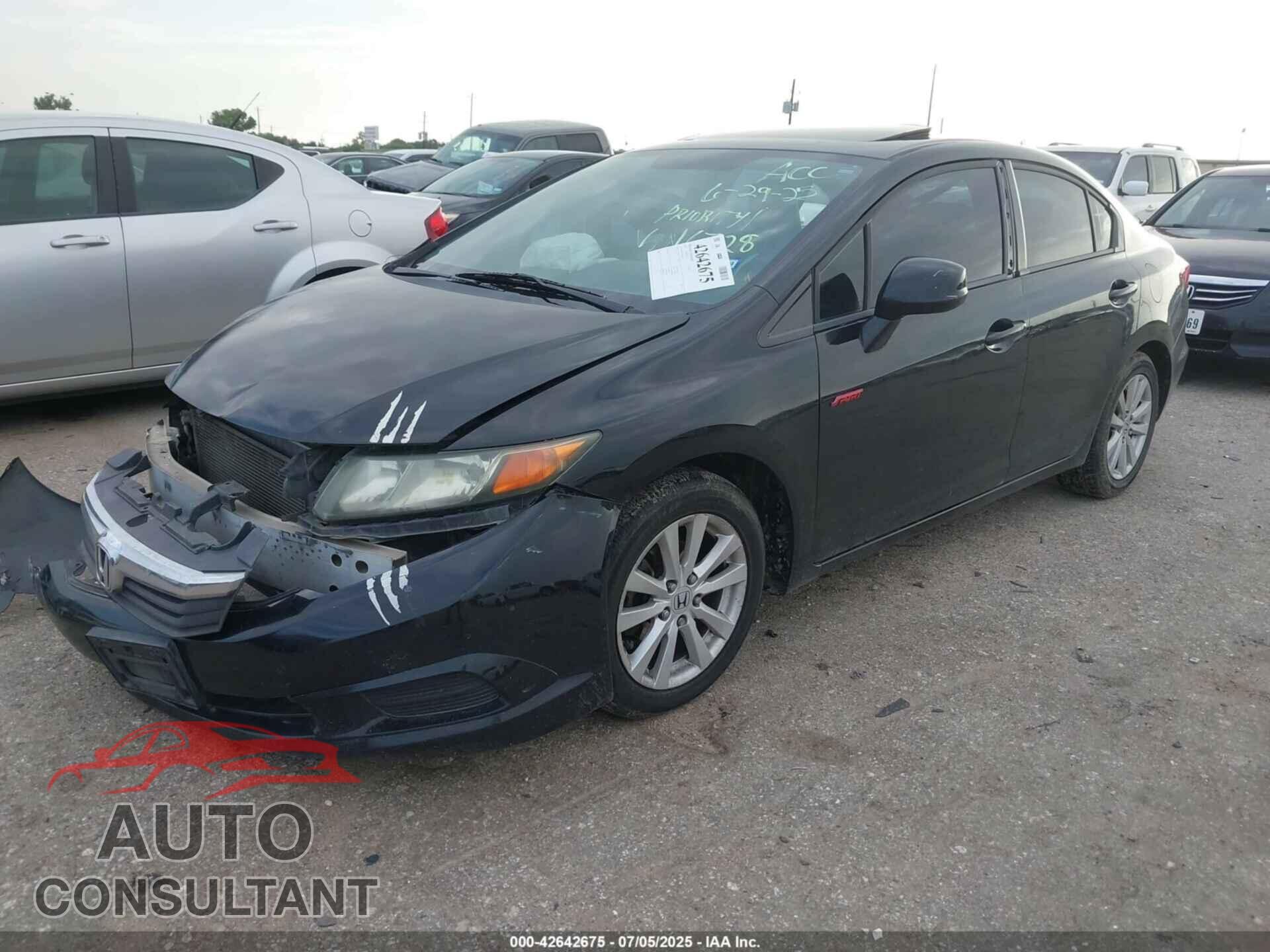 HONDA CIVIC 2012 - 2HGFB2F82CH556728