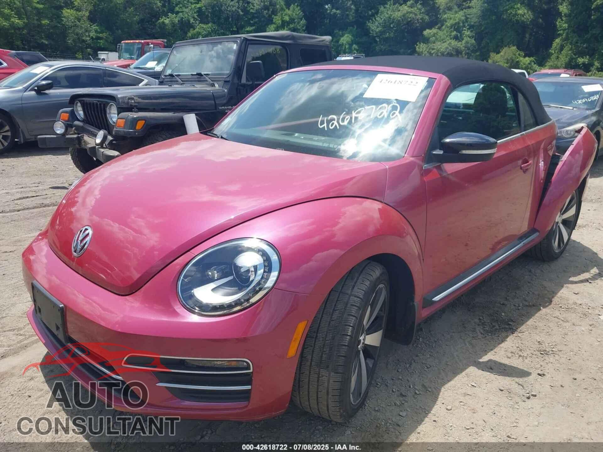 VOLKSWAGEN BEETLE 2017 - 3VW517AT2HM802446