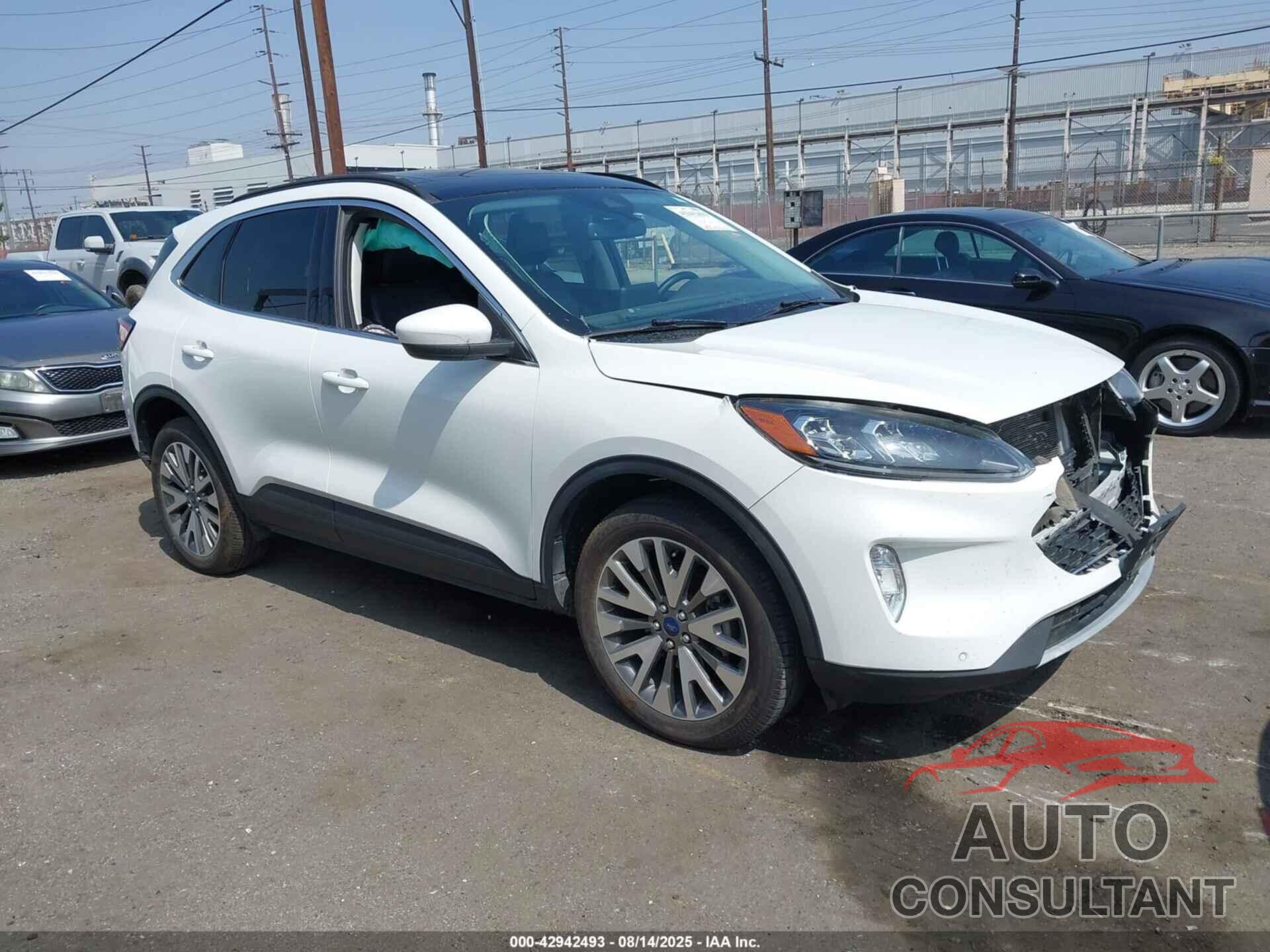 FORD ESCAPE 2022 - 1FMCU9J93NUB38243