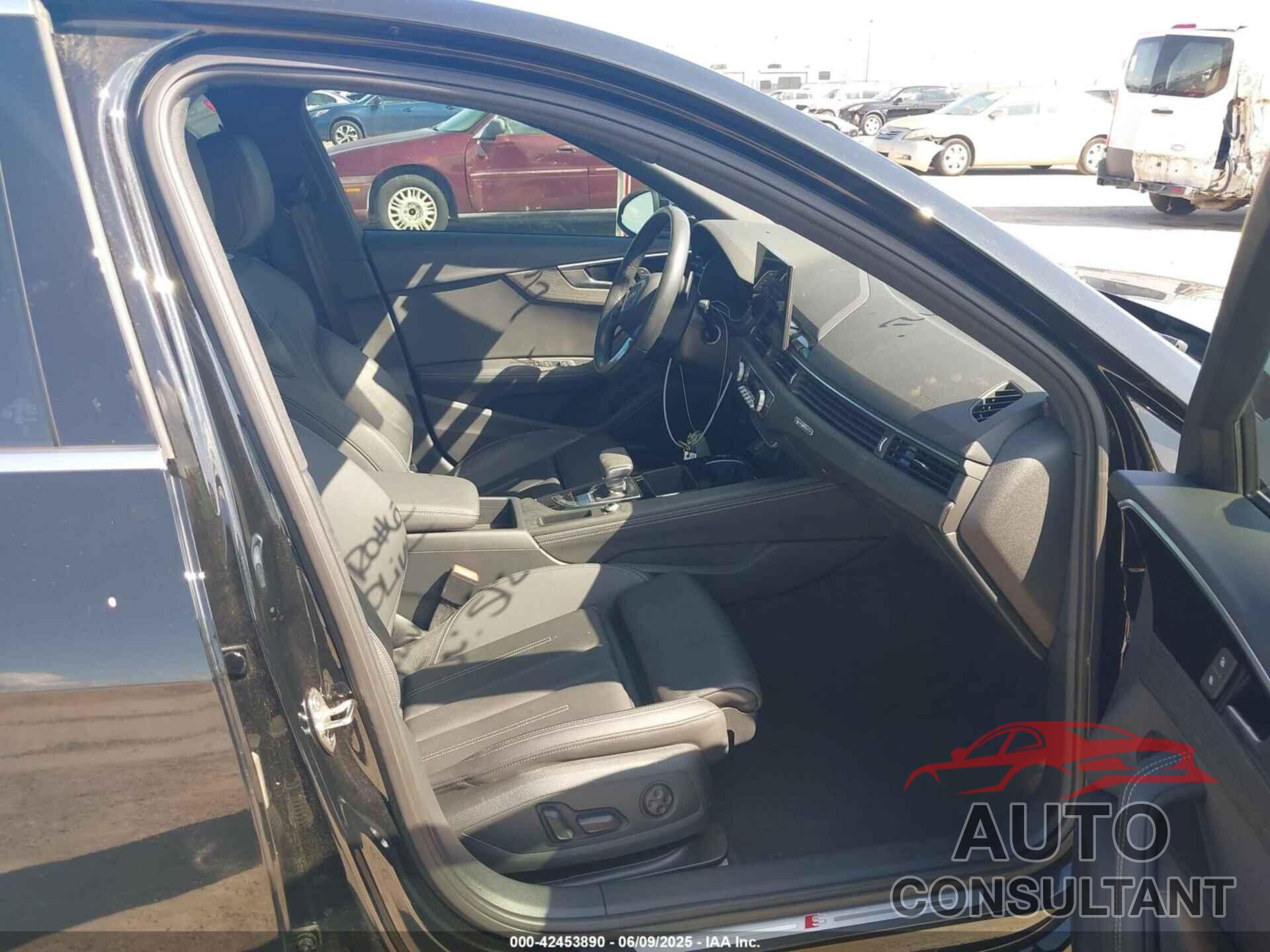 AUDI A4 2023 - WAUEAAF41PN024014