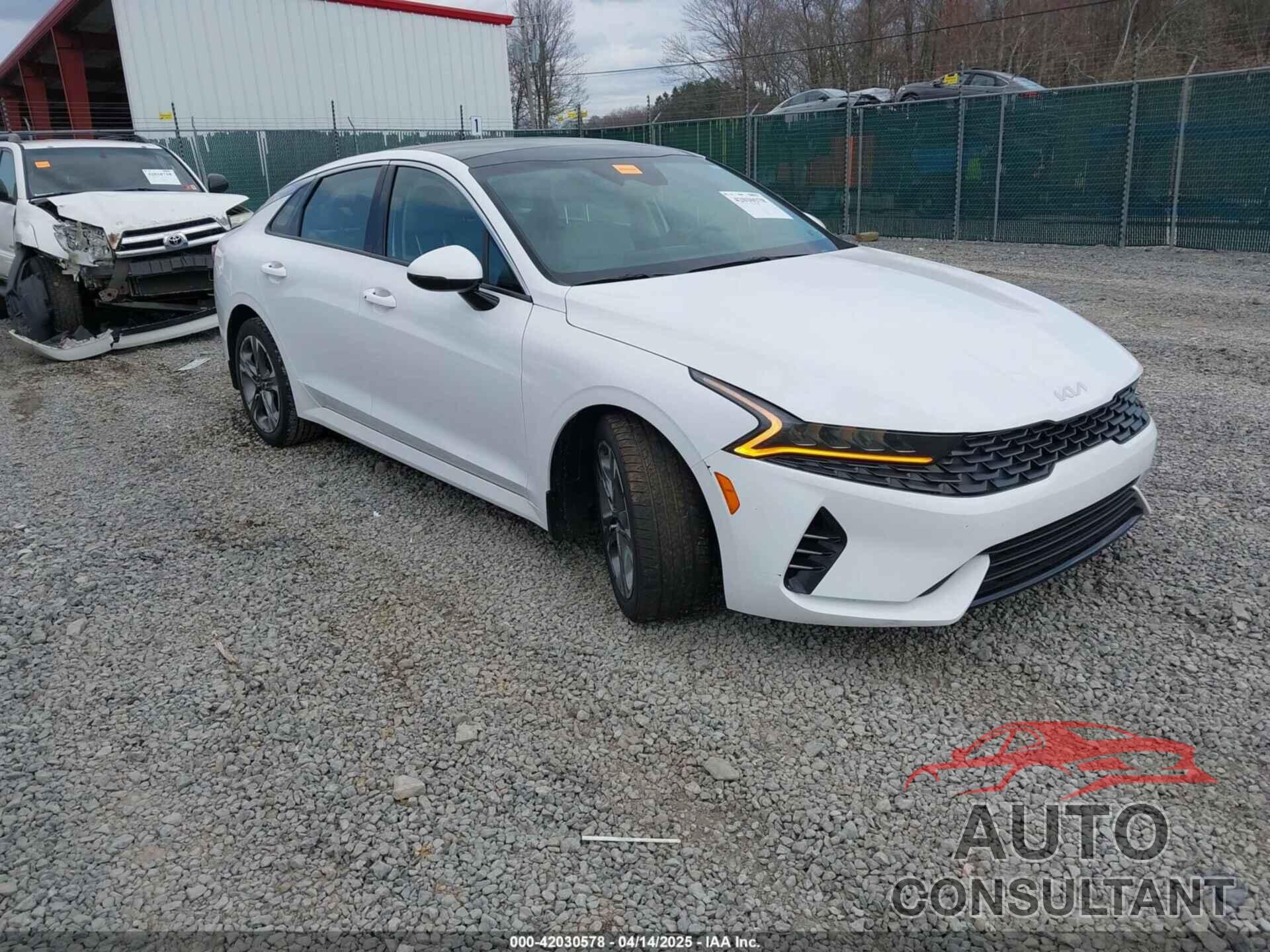 KIA K5 2023 - 5XXG34J22PG201579