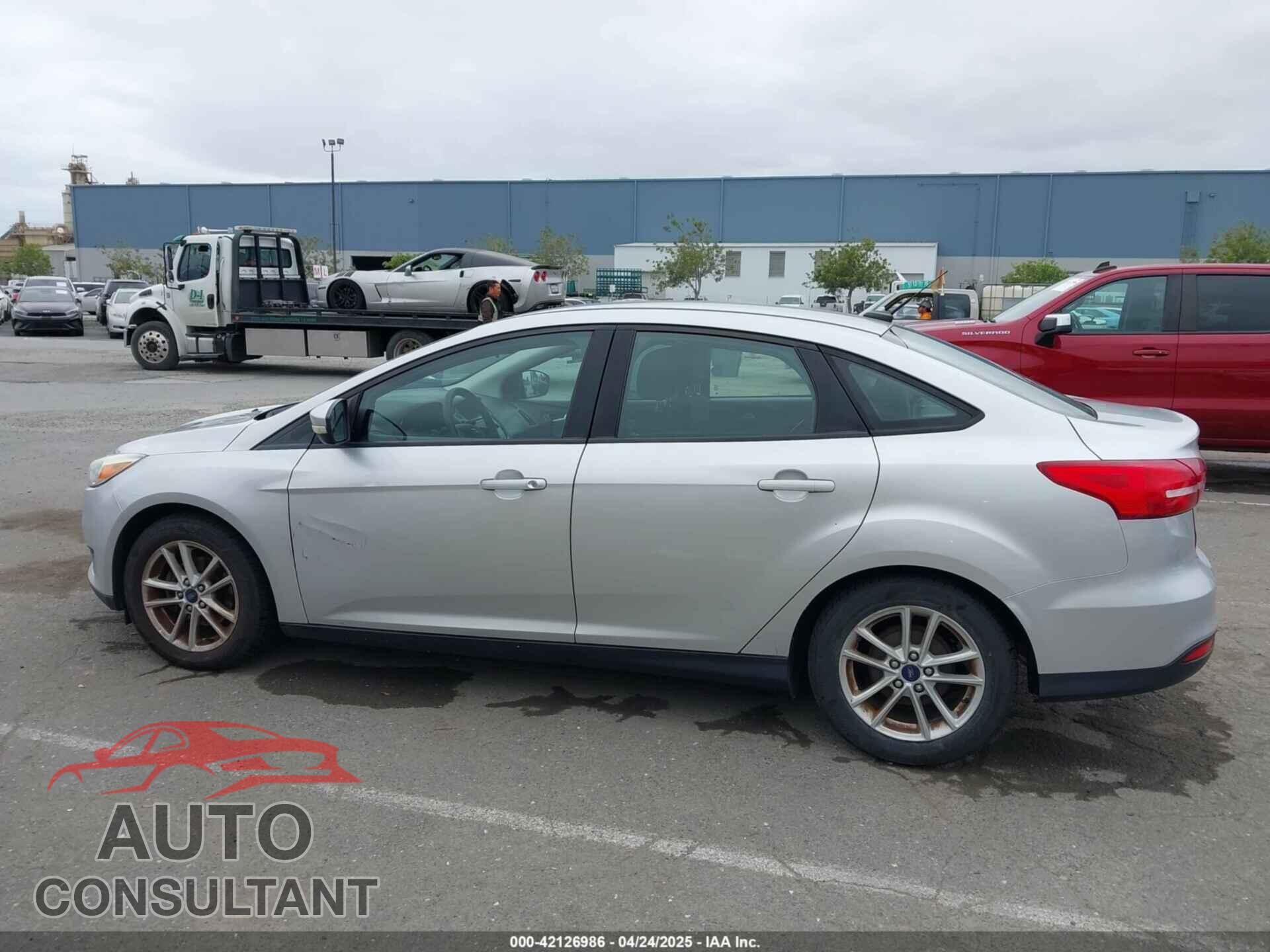 FORD FOCUS 2015 - 1FADP3F21FL218369