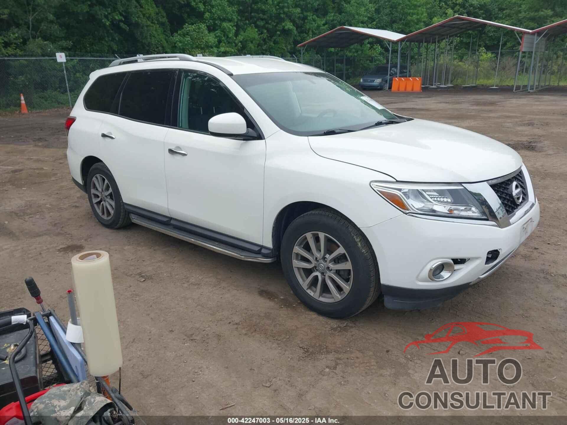 NISSAN PATHFINDER 2016 - 5N1AR2MN5GC640673