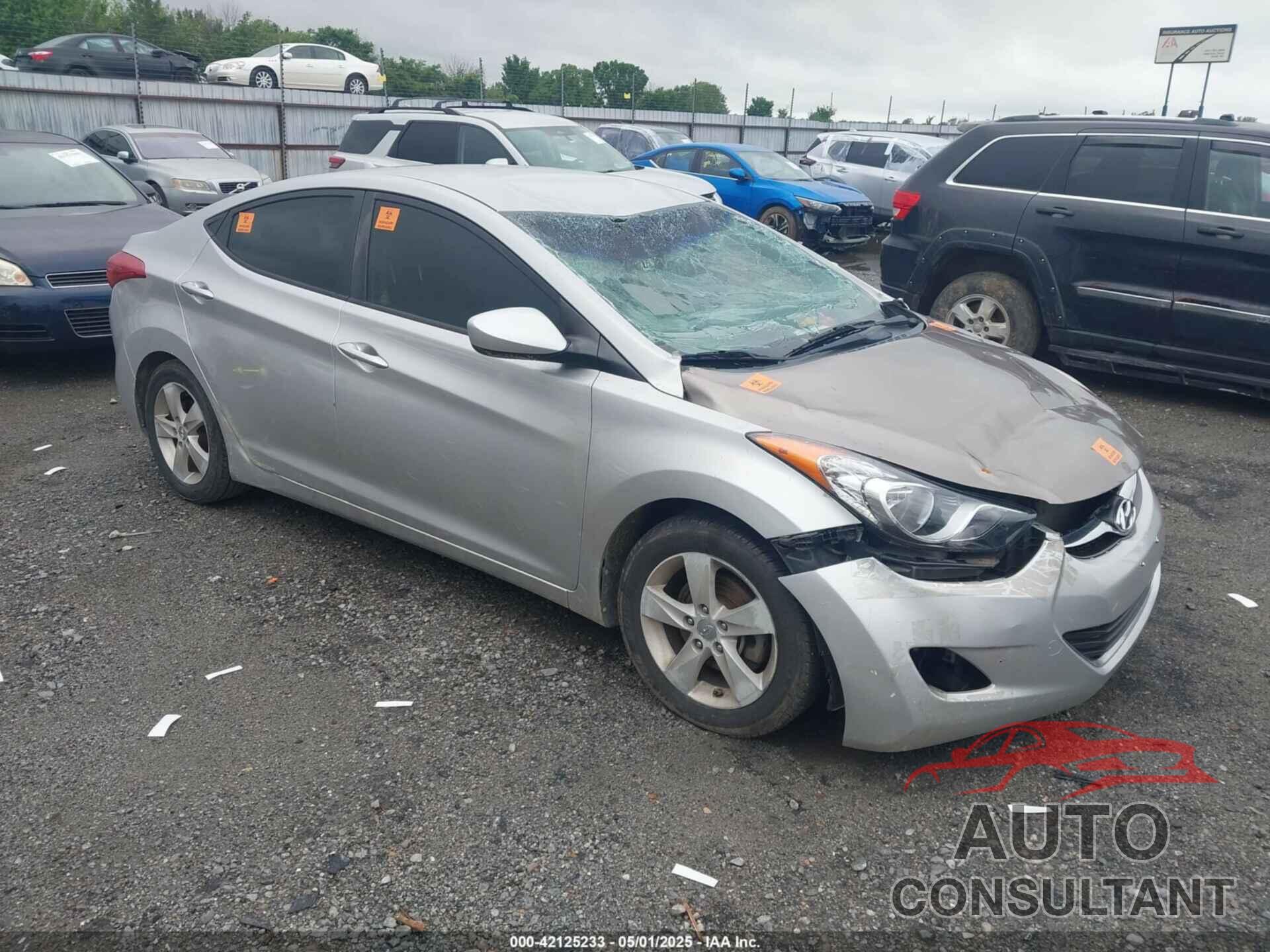 HYUNDAI ELANTRA 2013 - KMHDH4AE0DU732036
