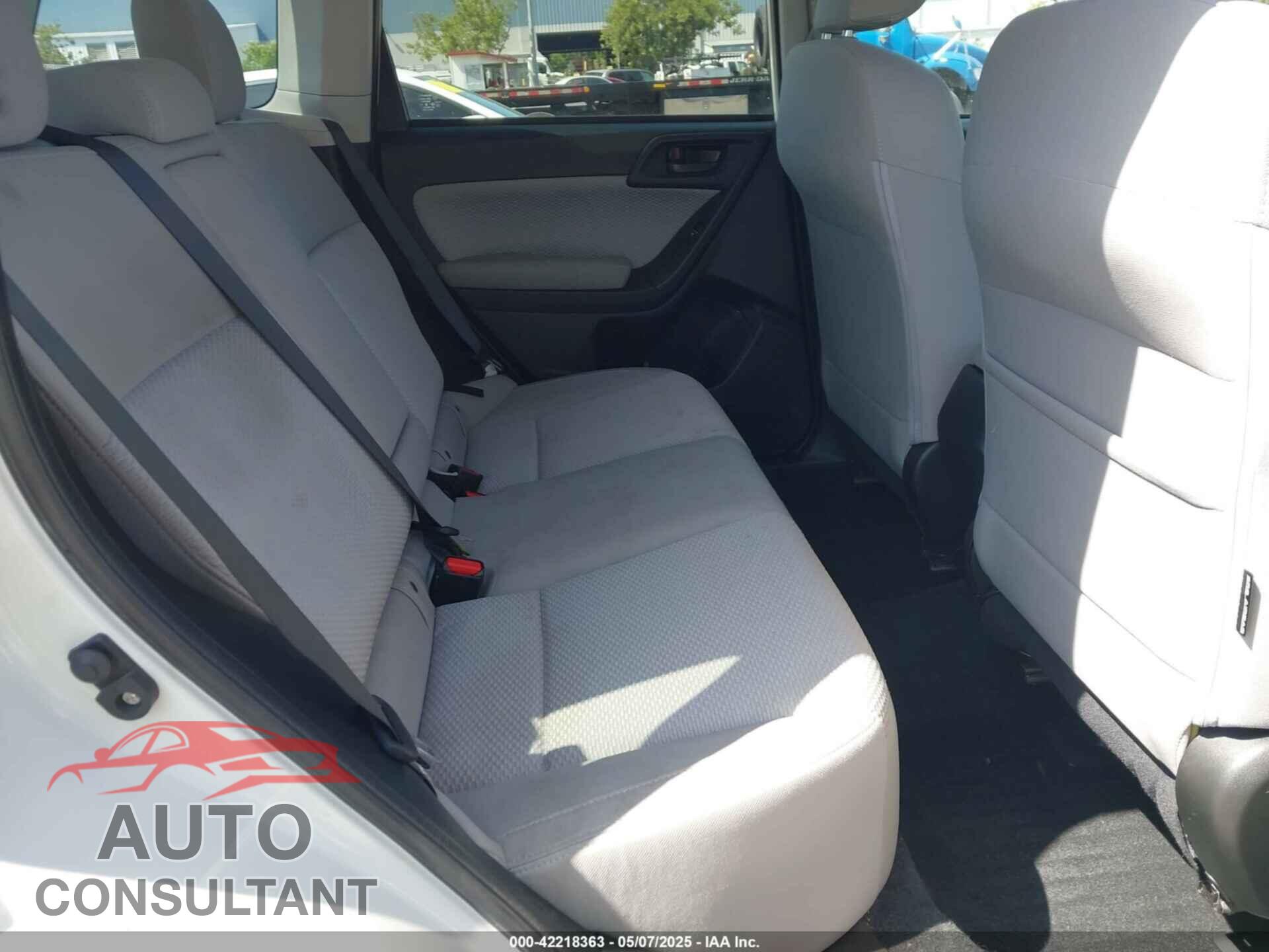 SUBARU FORESTER 2017 - JF2SJAEC5HH526184