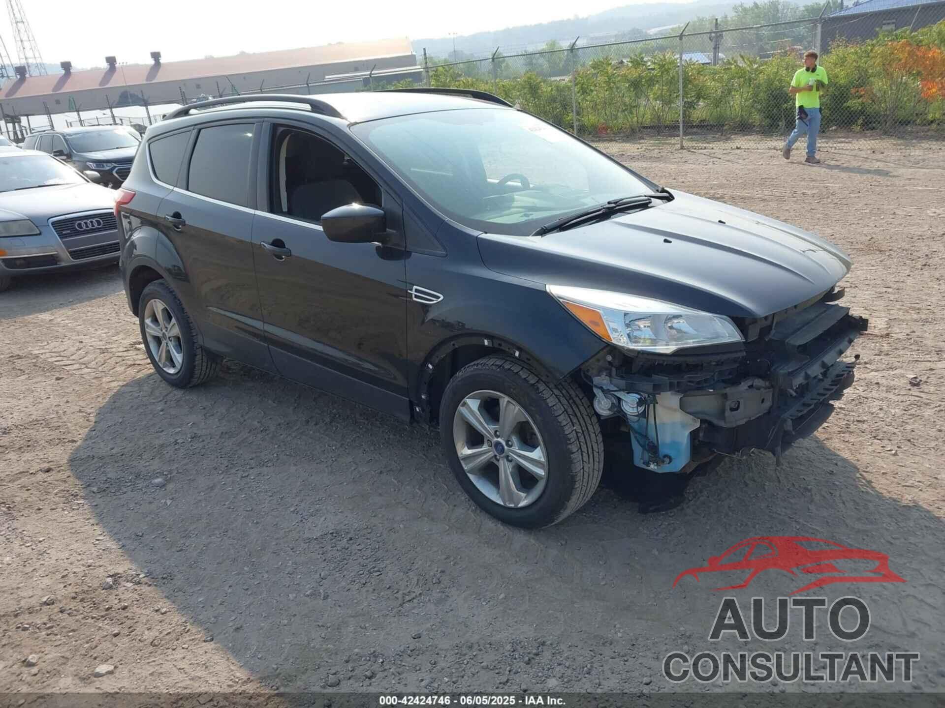 FORD ESCAPE 2015 - 1FMCU0GX3FUB38939