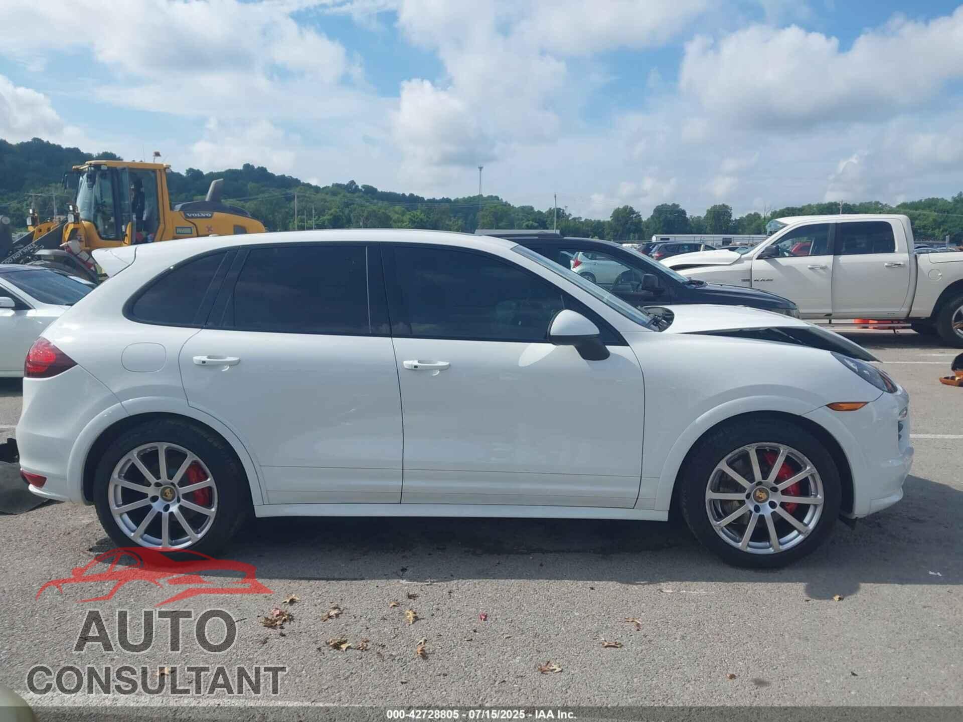 PORSCHE CAYENNE 2013 - WP1AD2A27DLA45105