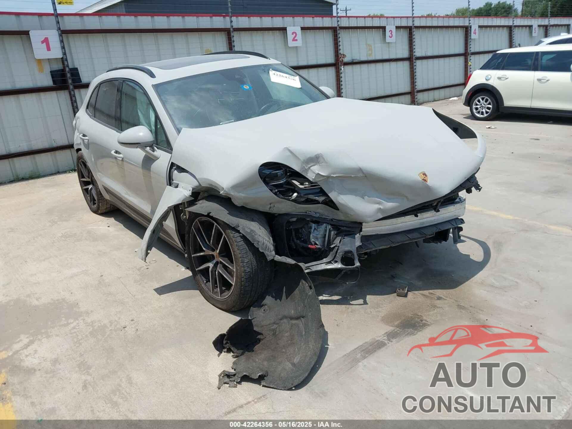 PORSCHE MACAN 2022 - WP1AA2A56NLB11535