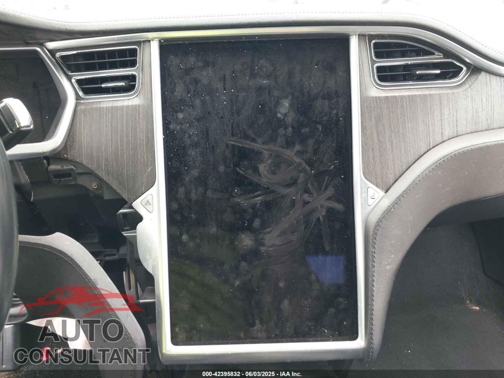 TESLA MODEL S 2013 - 5YJSA1DP2DFP07997