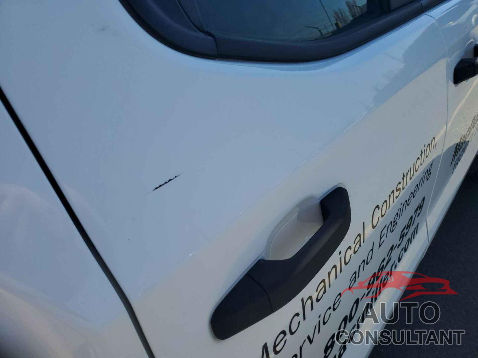 CHEVROLET SILVERADO 1500 2019 - 1GCRYAEF6KZ264163