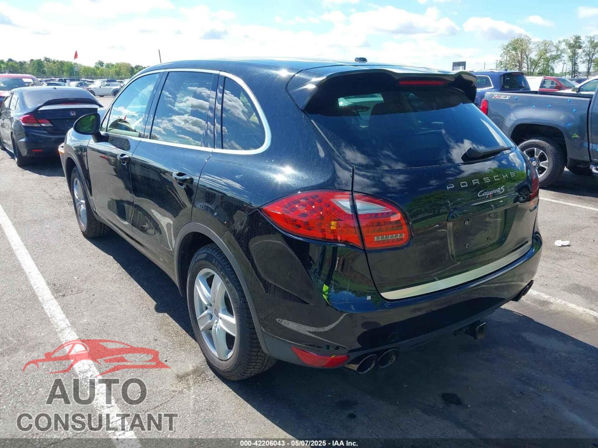 PORSCHE CAYENNE 2012 - WP1AA2A28CLA04618