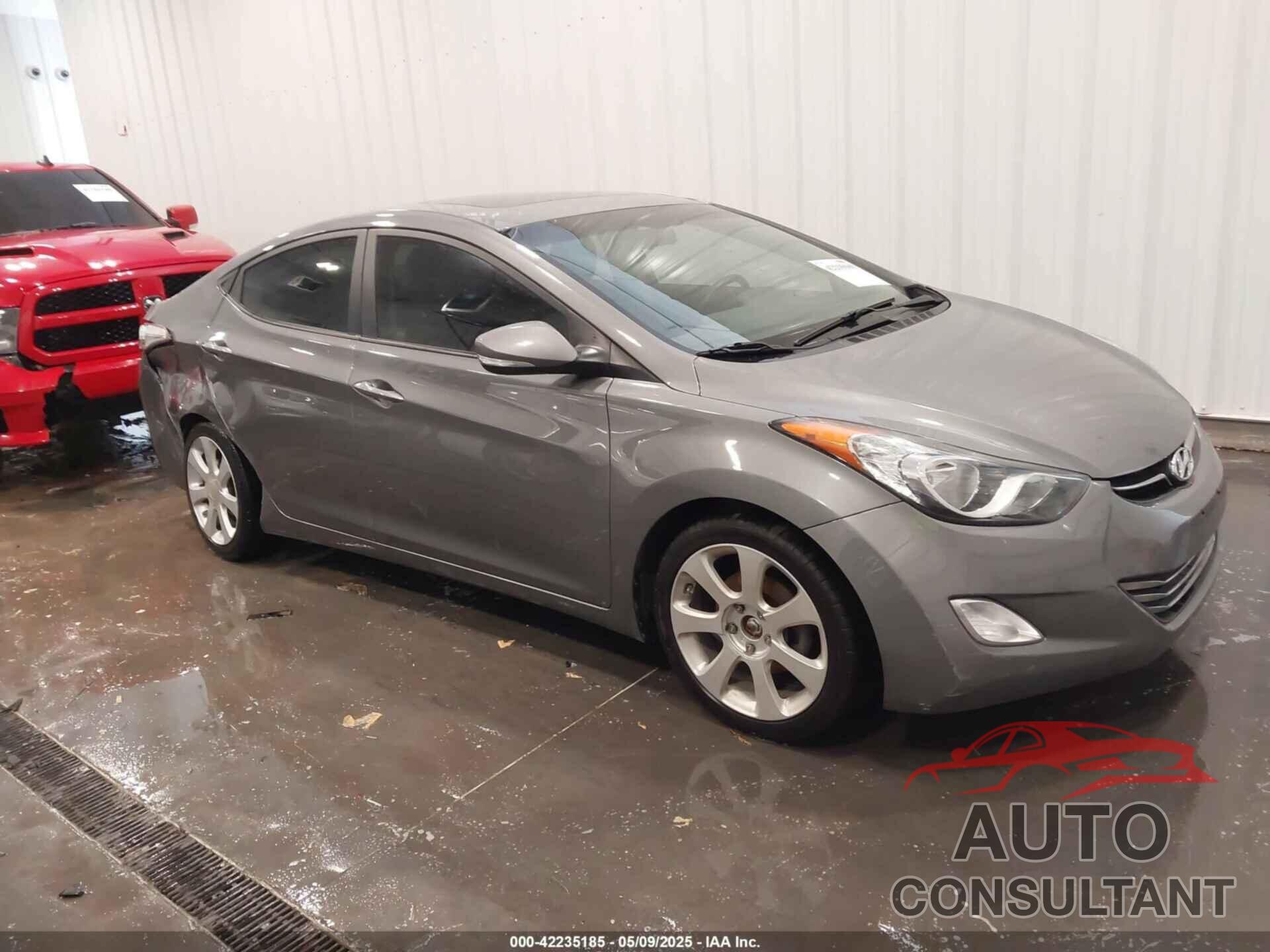 HYUNDAI ELANTRA 2013 - 5NPDH4AE0DH385841