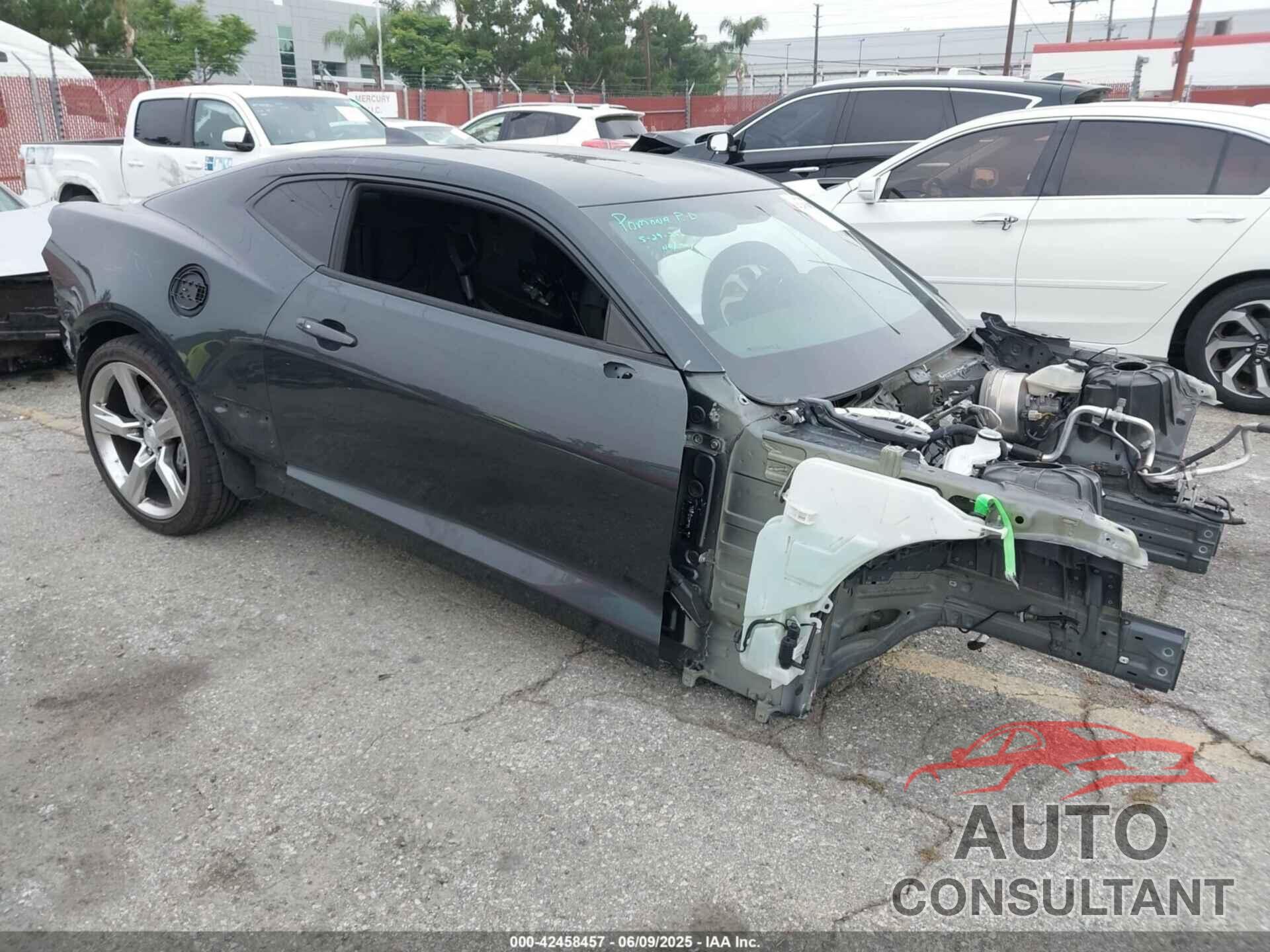 CHEVROLET CAMARO 2018 - 1G1FK1R60J0174856