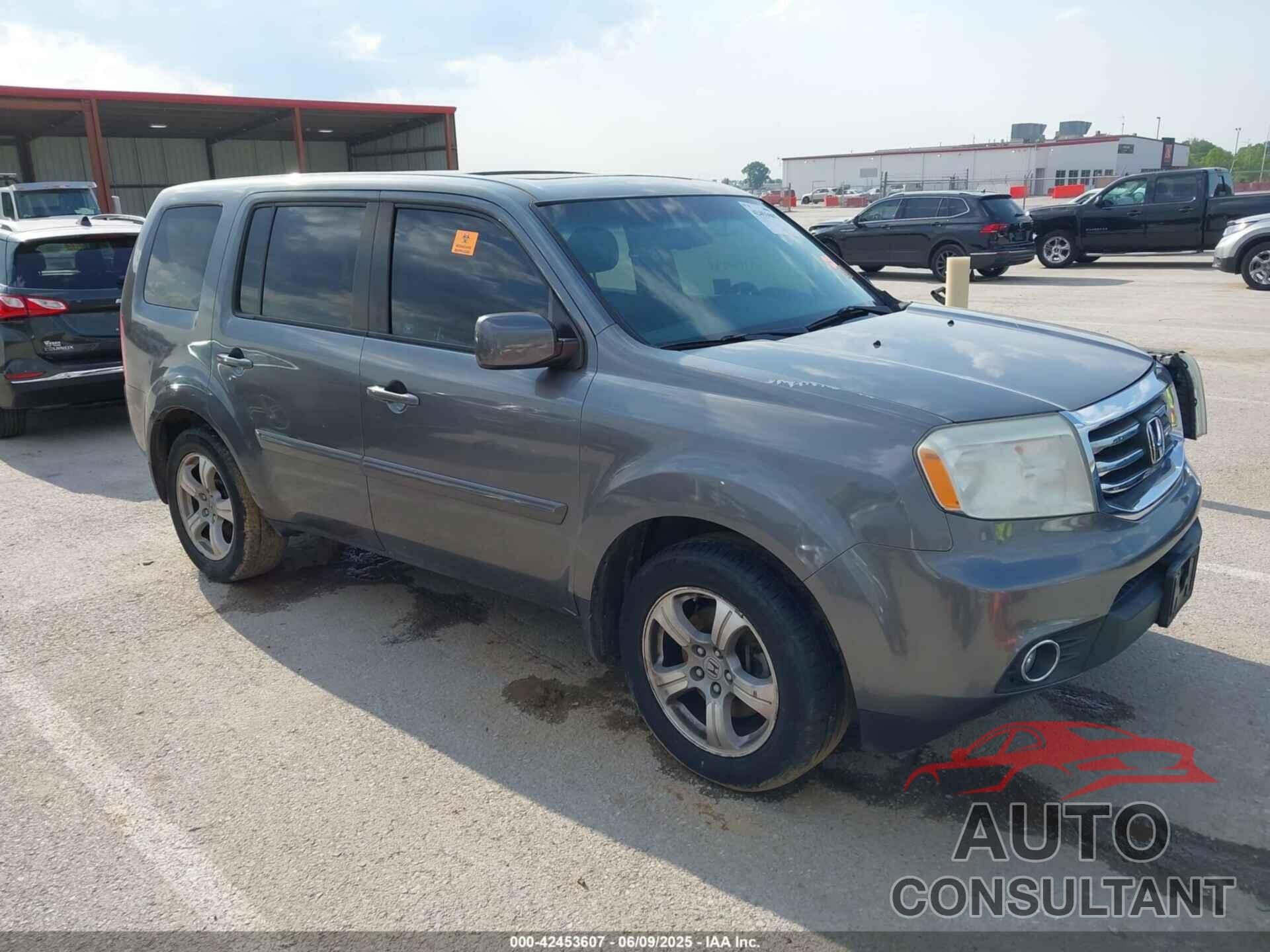 HONDA PILOT 2012 - 5FNYF4H52CB026632