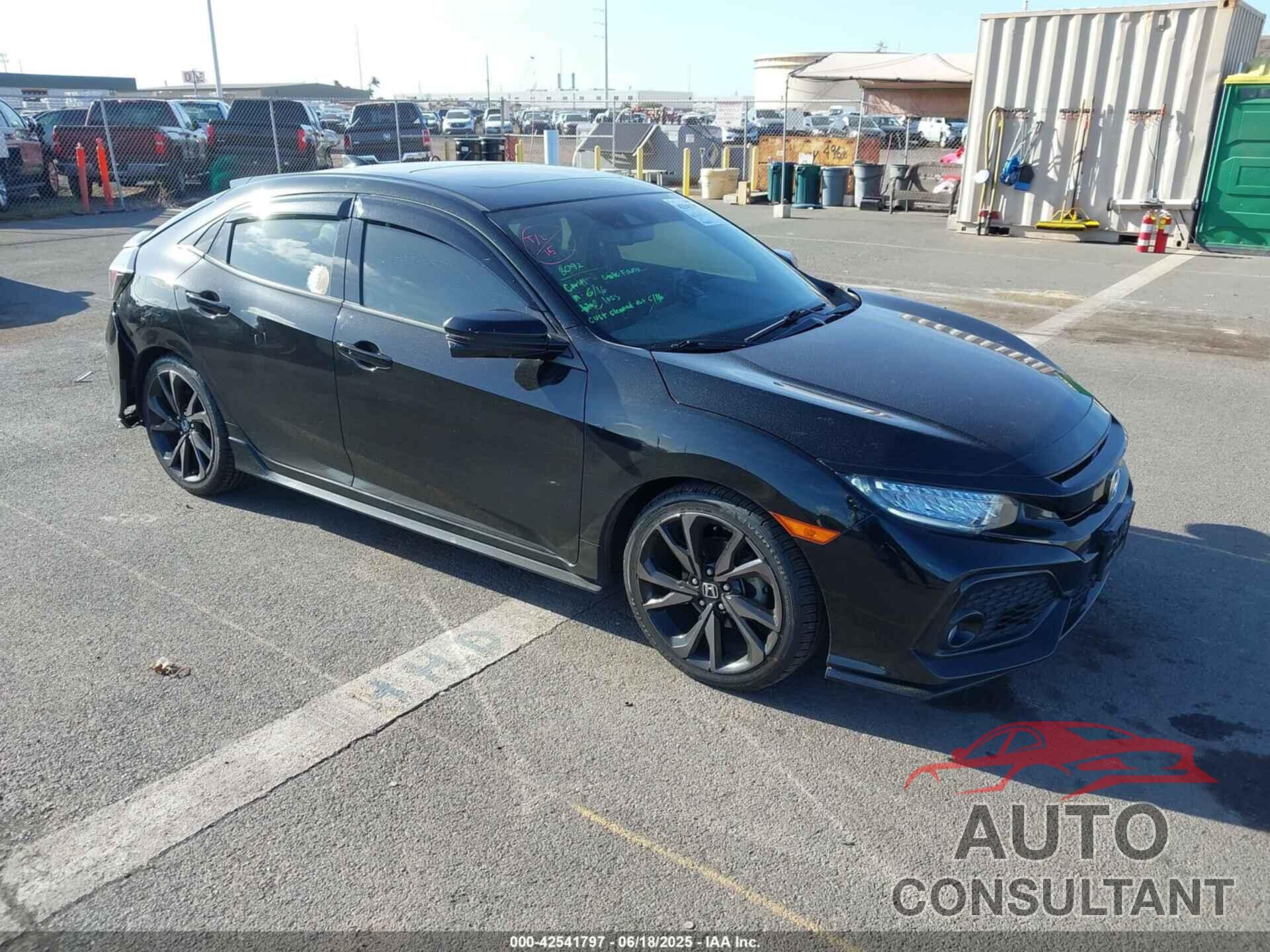 HONDA CIVIC 2017 - SHHFK7H96HU217368