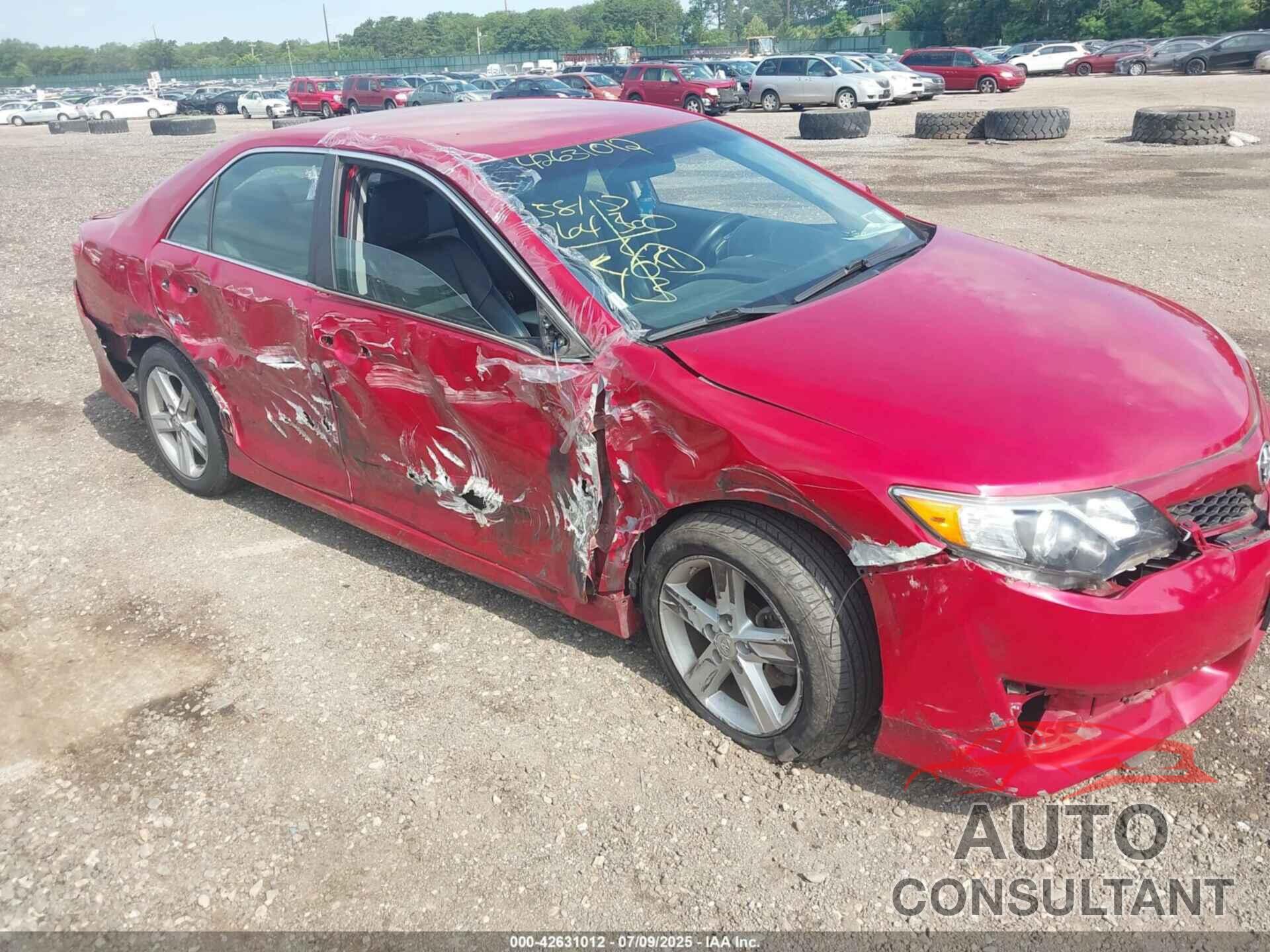 TOYOTA CAMRY 2013 - 4T1BF1FK2DU681973