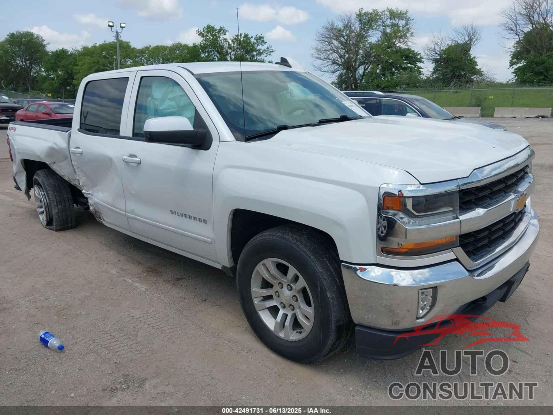 CHEVROLET SILVERADO 1500 2018 - 3GCUKREC4JG240605