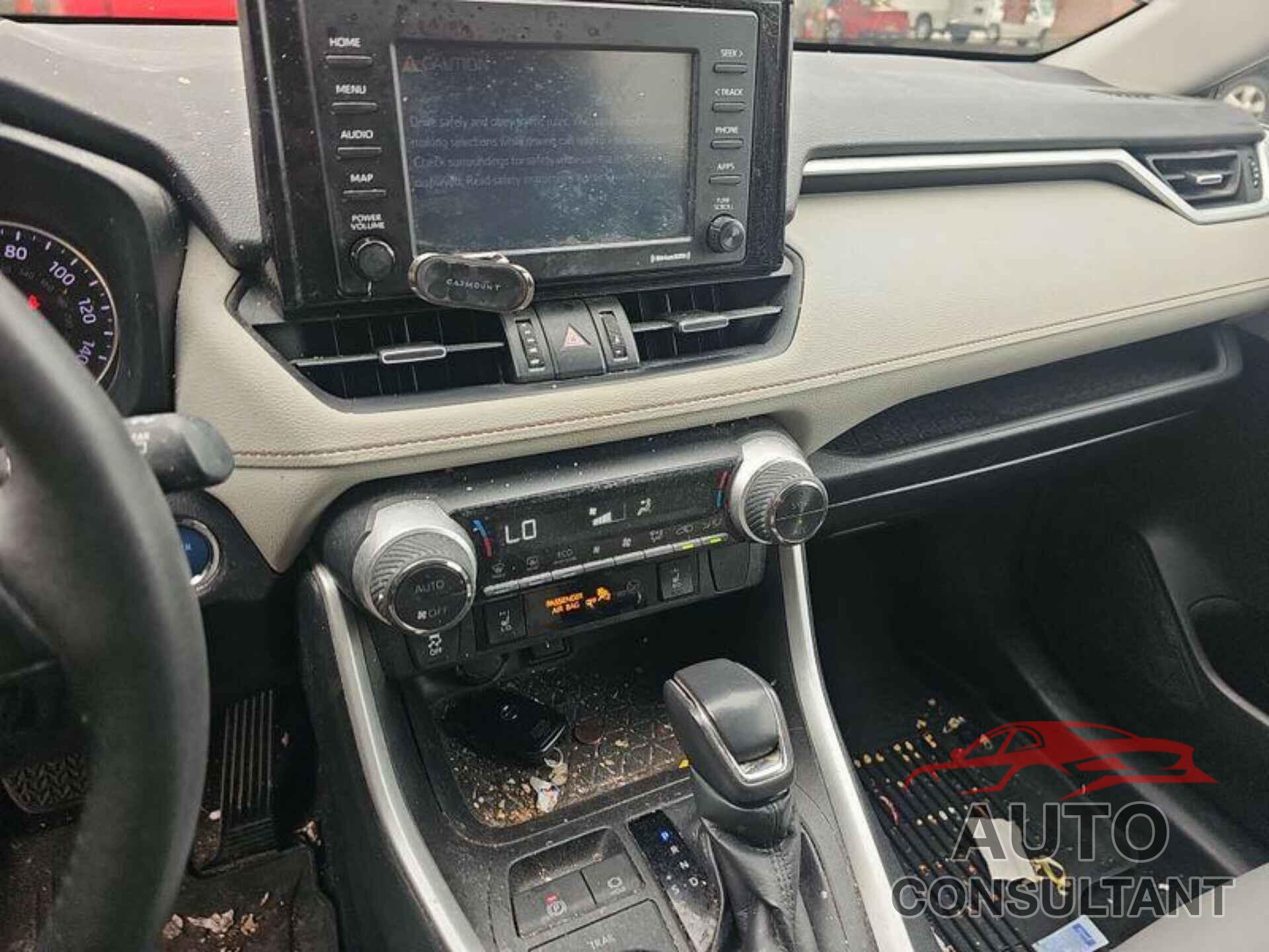 TOYOTA RAV4 2021 - 2T3B6RFV8MW020173