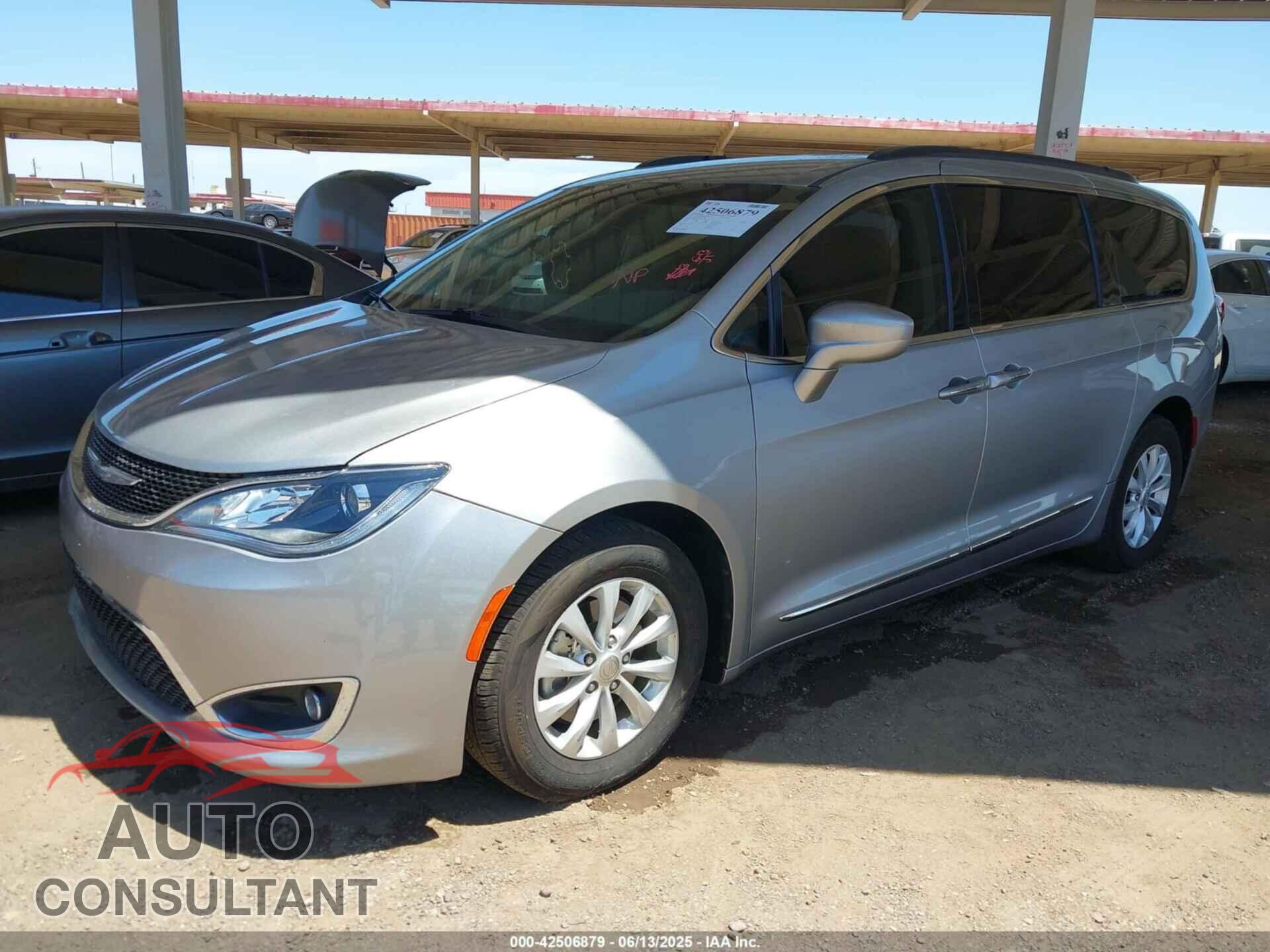 CHRYSLER PACIFICA 2017 - 2C4RC1BG2HR702336