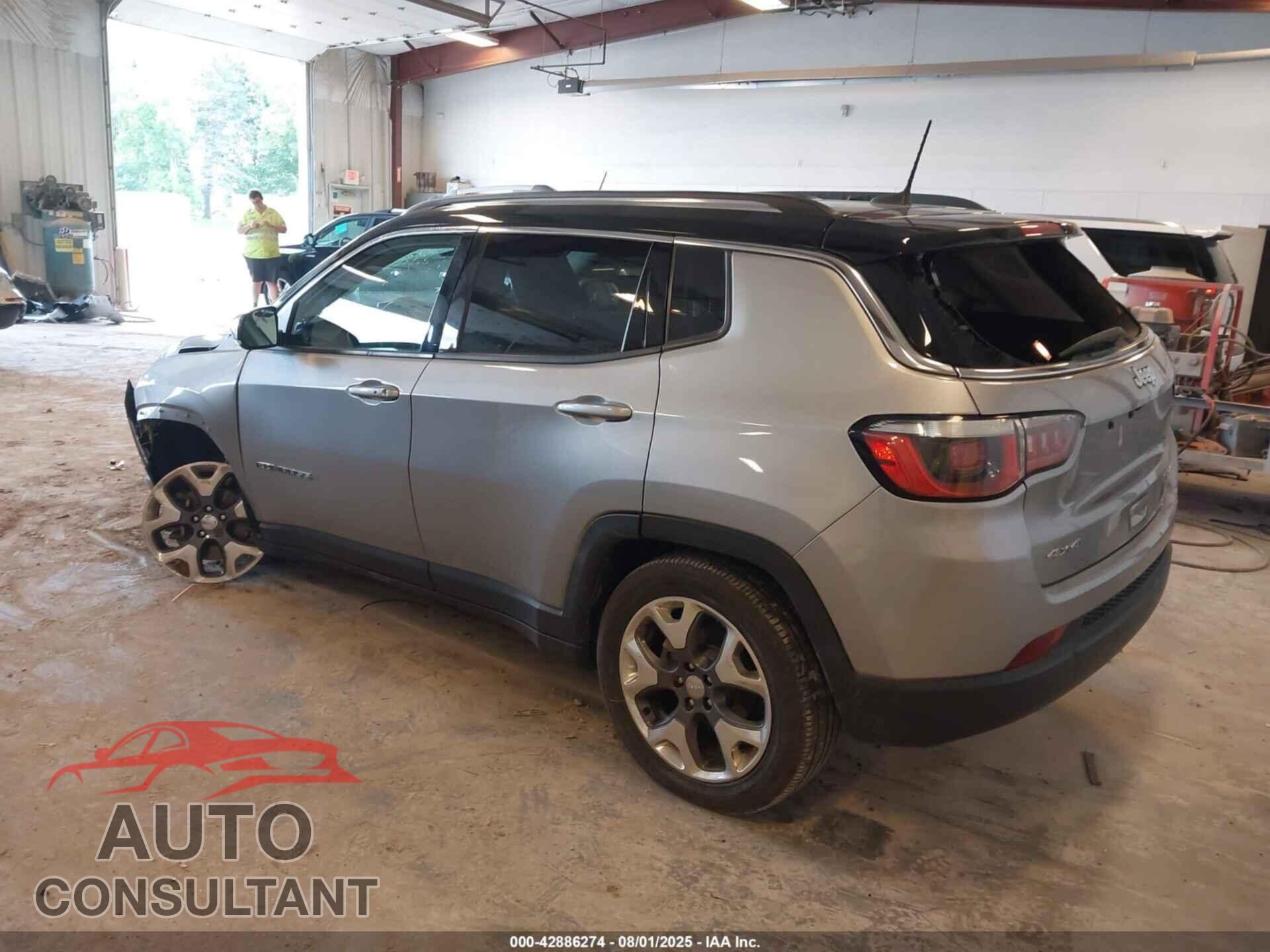 JEEP COMPASS 2020 - 3C4NJDCB2LT204345