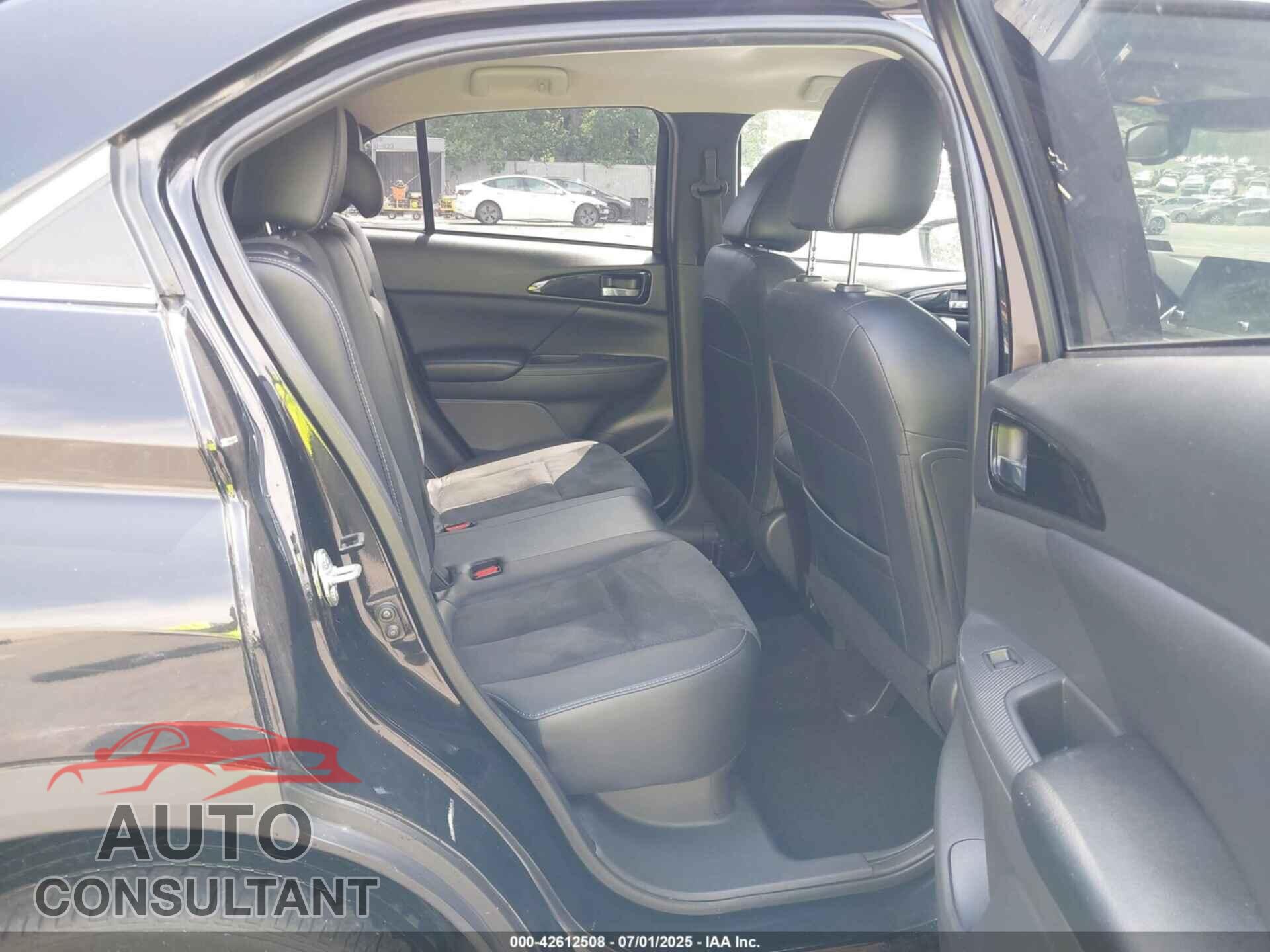 MITSUBISHI ECLIPSE CROSS 2022 - JA4ATWAA0NZ003015