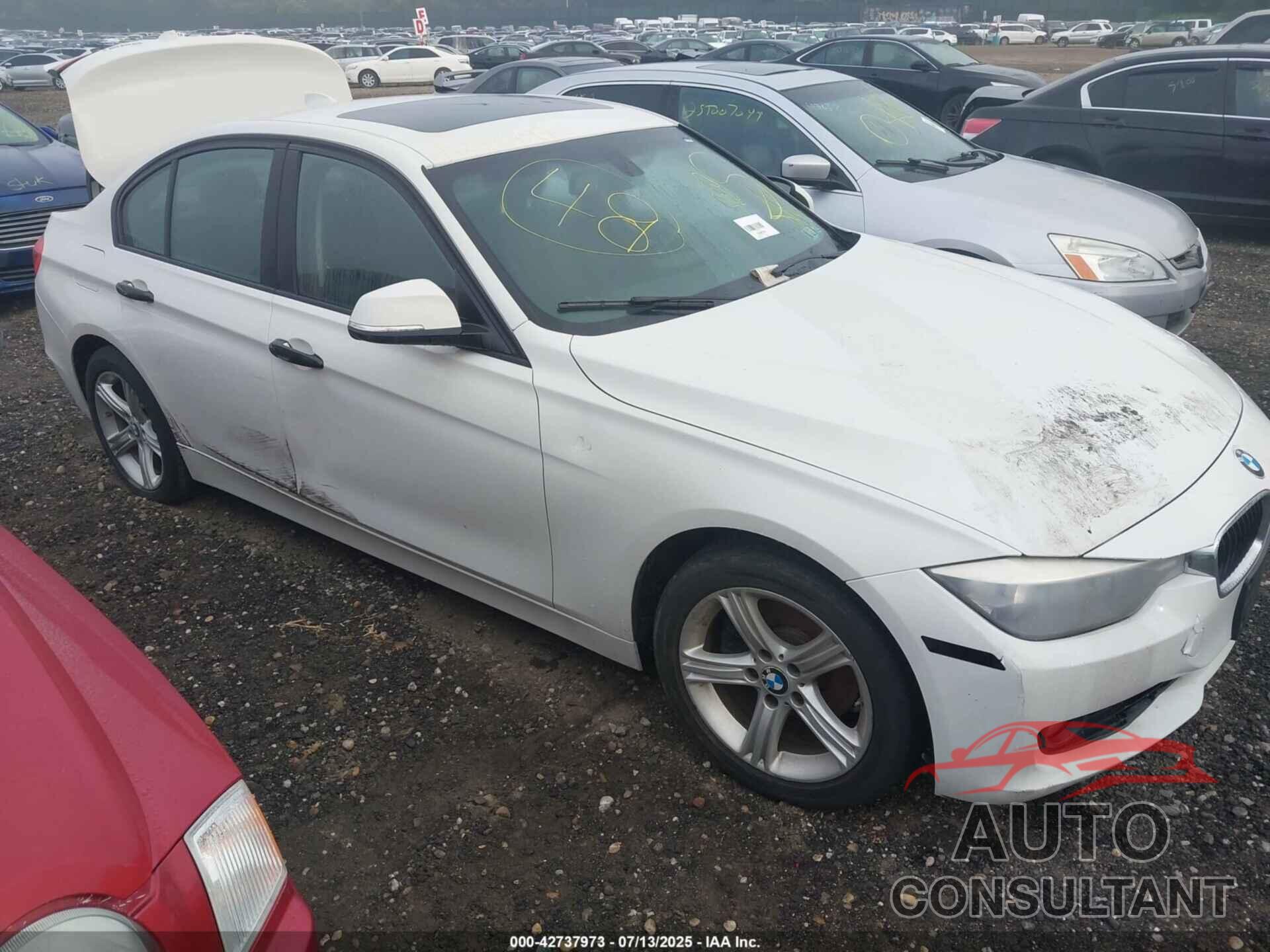 BMW 328I 2013 - WBA3B5G50DNS03871