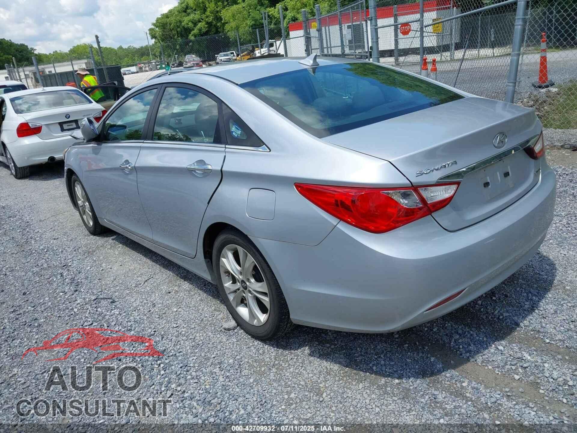 HYUNDAI SONATA 2011 - 5NPEC4AC6BH251771