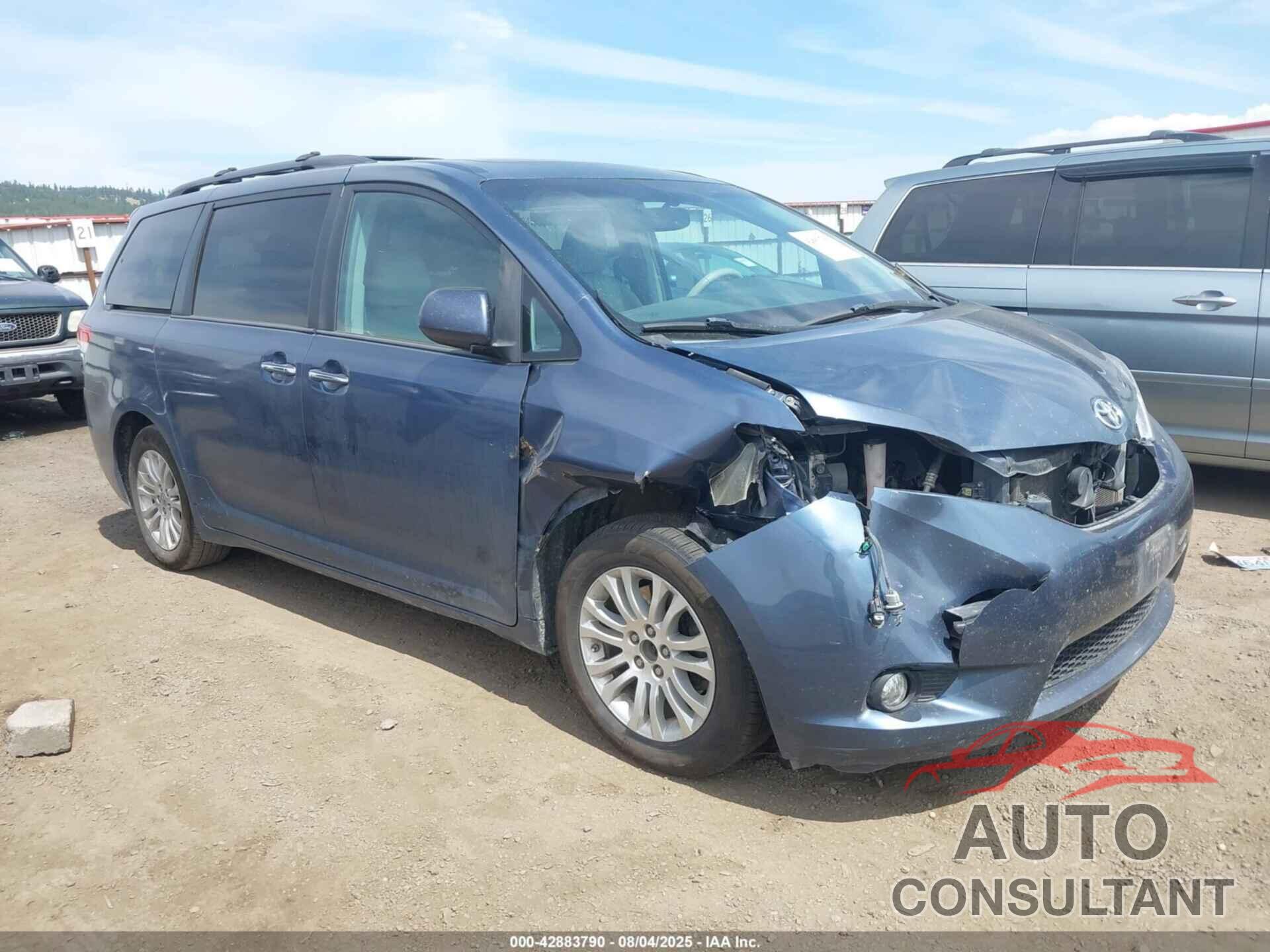 TOYOTA SIENNA 2013 - 5TDYK3DCXDS320531