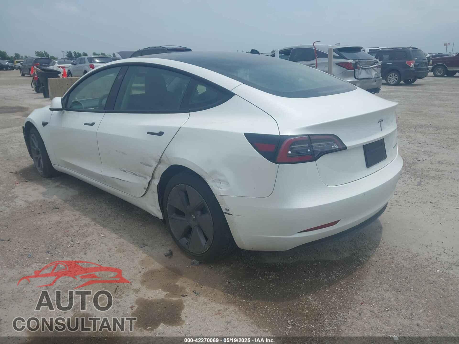 TESLA MODEL 3 2022 - 5YJ3E1EB4NF276415