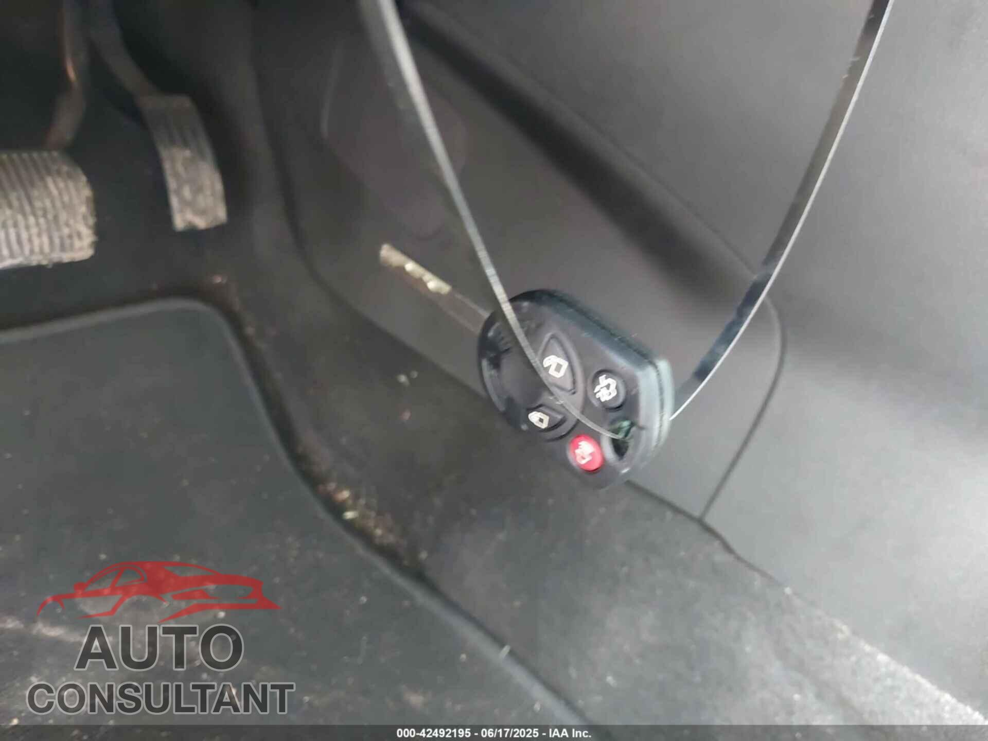 FORD FOCUS 2017 - 1FADP3F2XHL304752