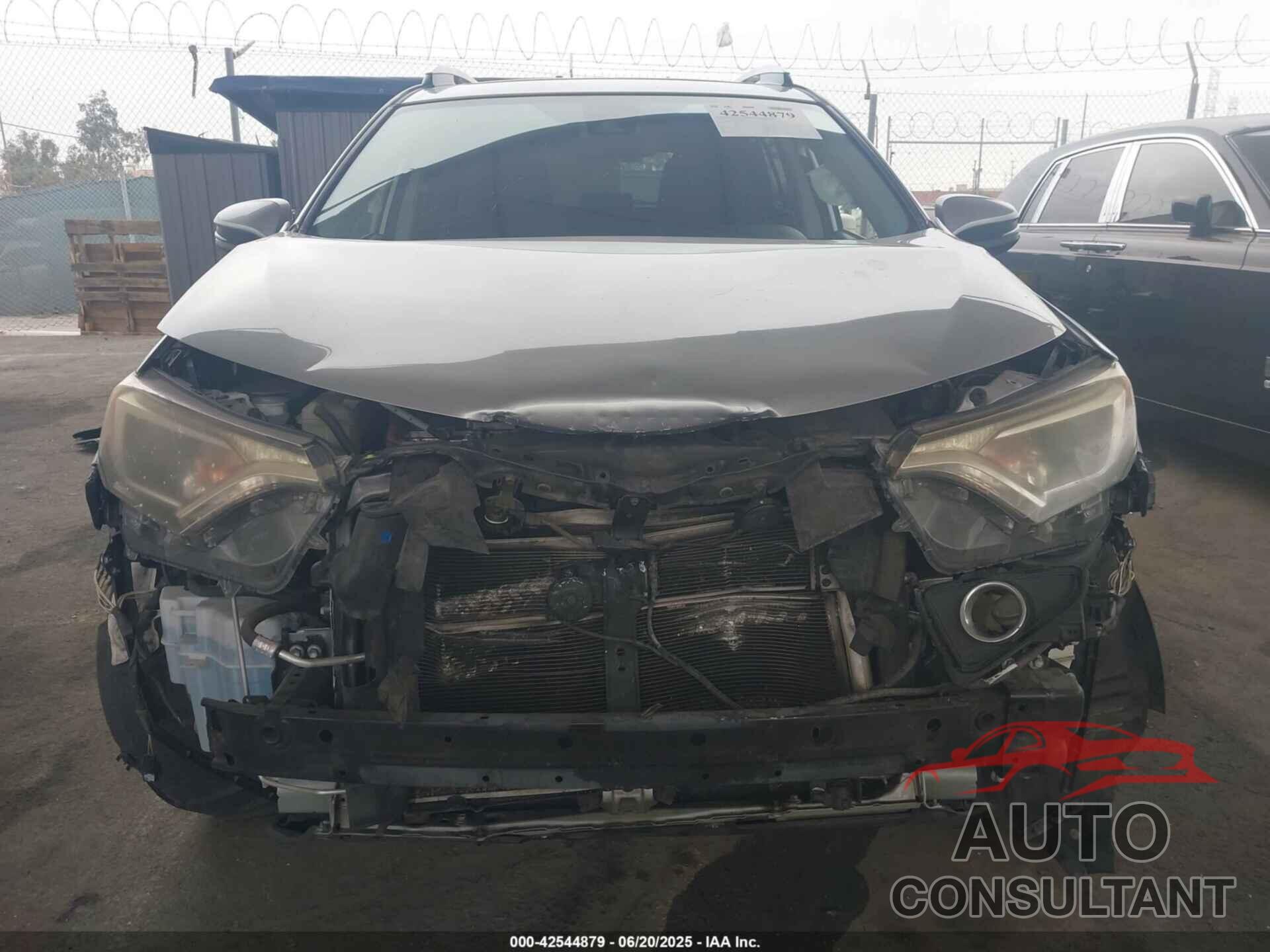TOYOTA RAV4 HYBRID 2017 - JTMRJREV4HD147293