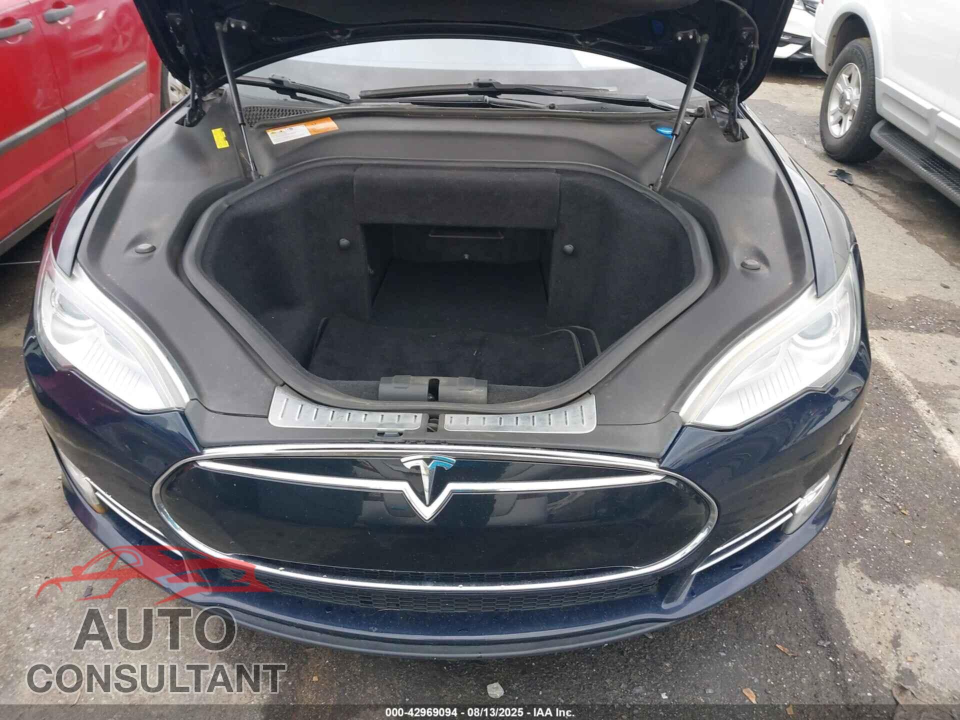 TESLA MODEL S 2013 - 5YJSA1CN7DFP06683