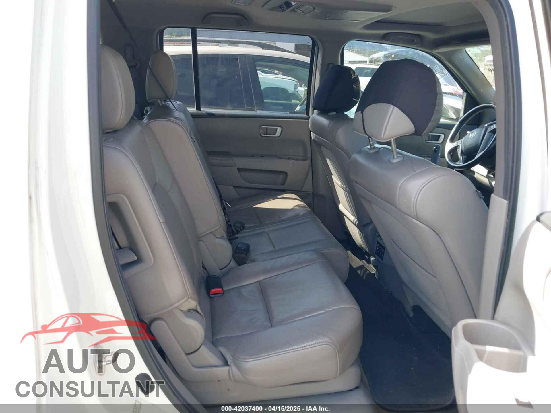 HONDA PILOT 2013 - 5FNYF3H62DB015375
