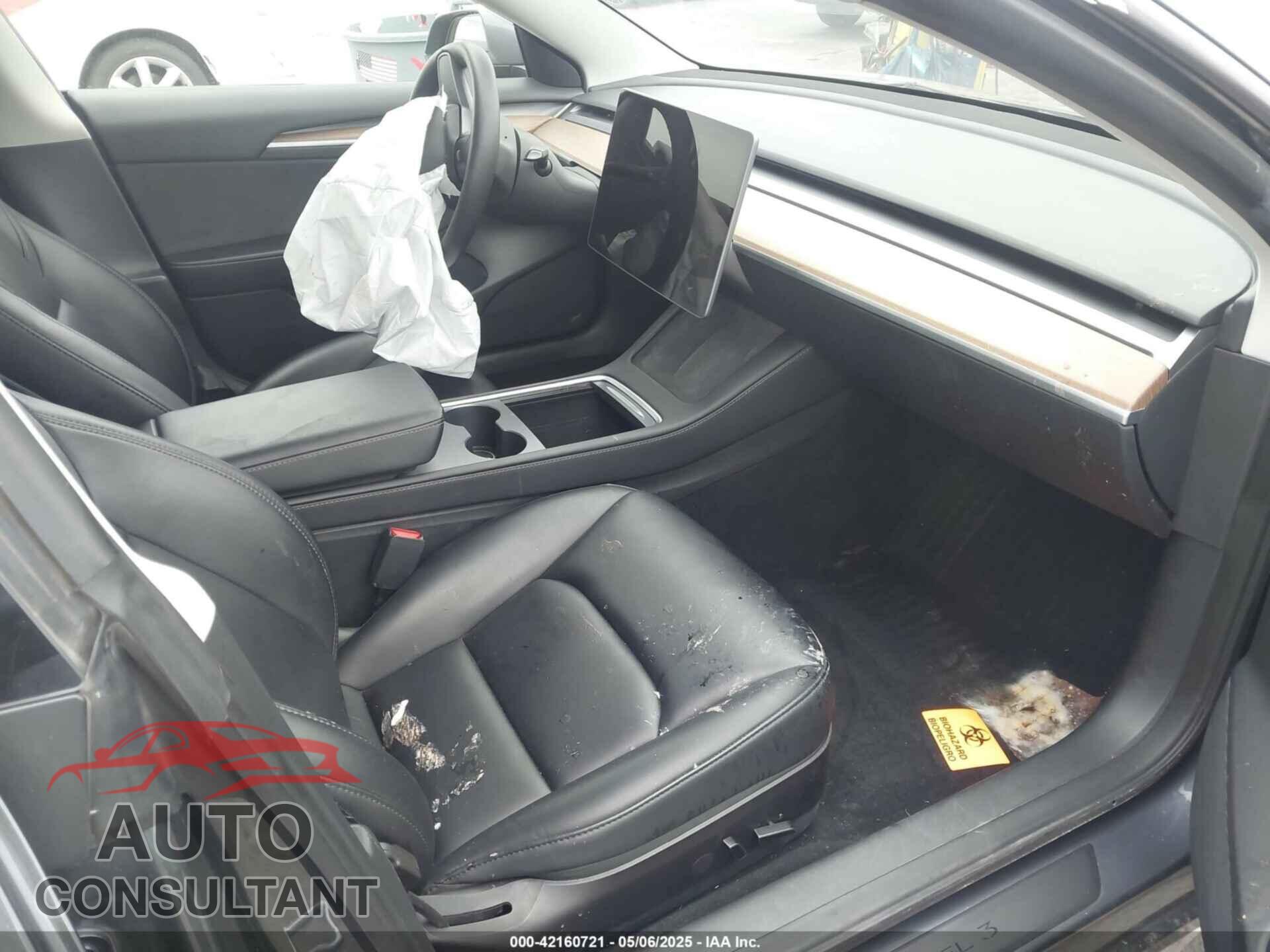 TESLA MODEL 3 2023 - 5YJ3E1EA3PF463686