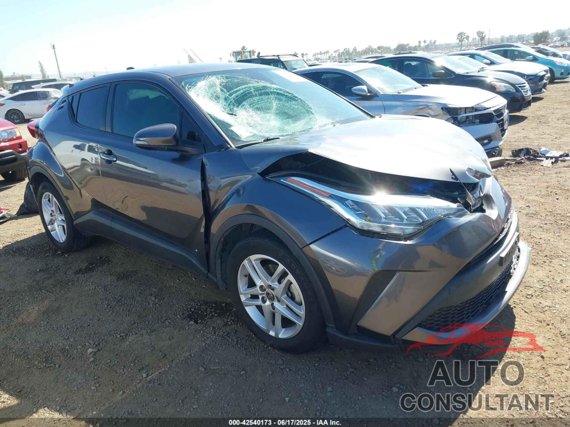 TOYOTA C-HR 2021 - JTNKHMBX4M1102948