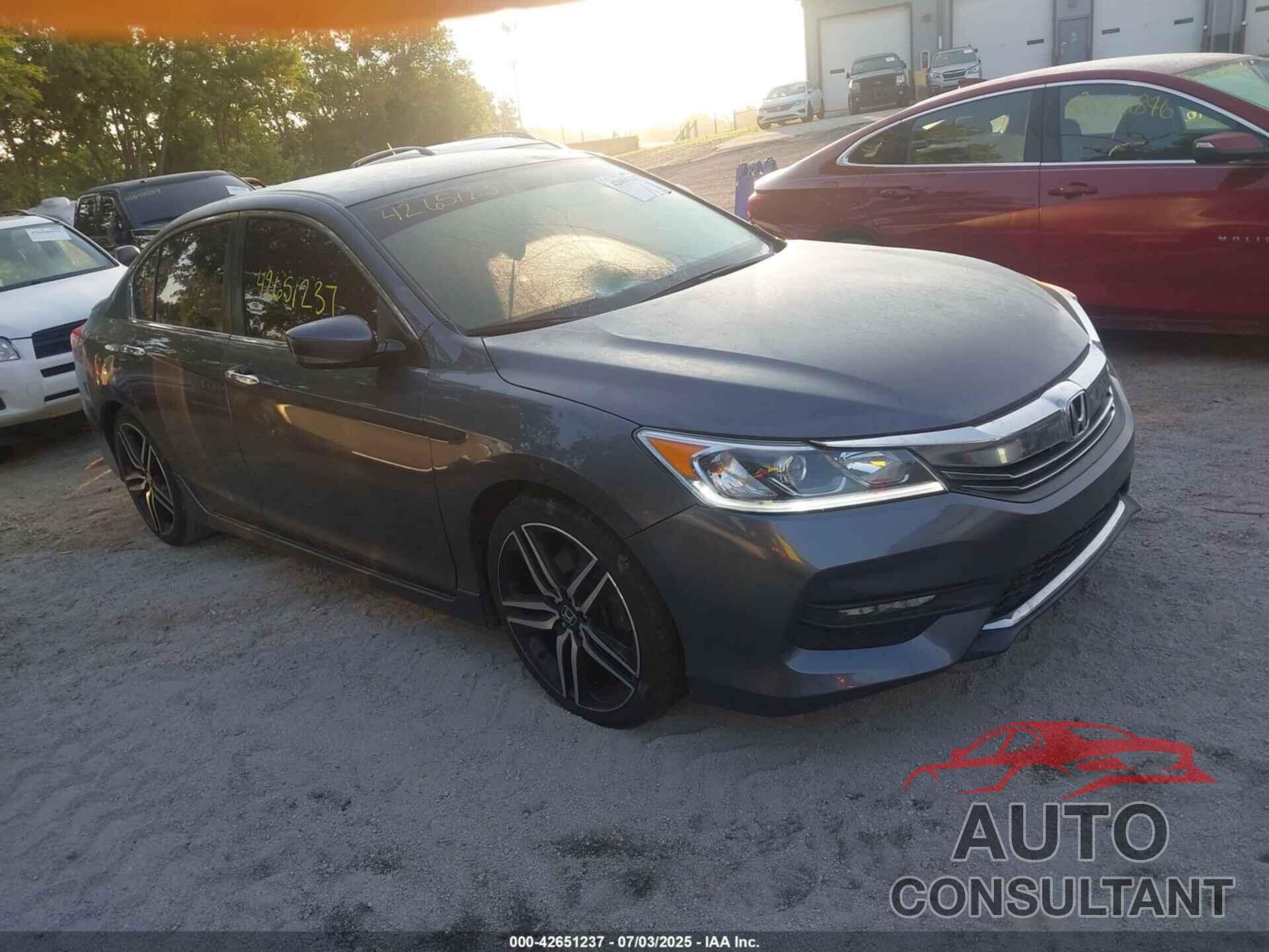 HONDA ACCORD 2017 - 1HGCR2F56HA133824