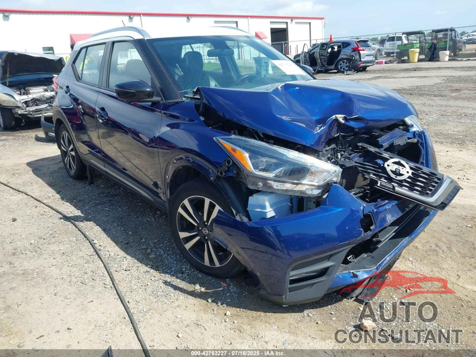 NISSAN KICKS 2019 - 3N1CP5CU9KL517570