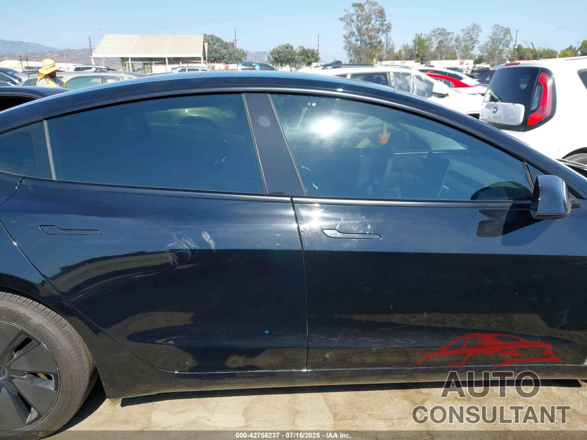 TESLA MODEL 3 2024 - 5YJ3E1EB6RF736731